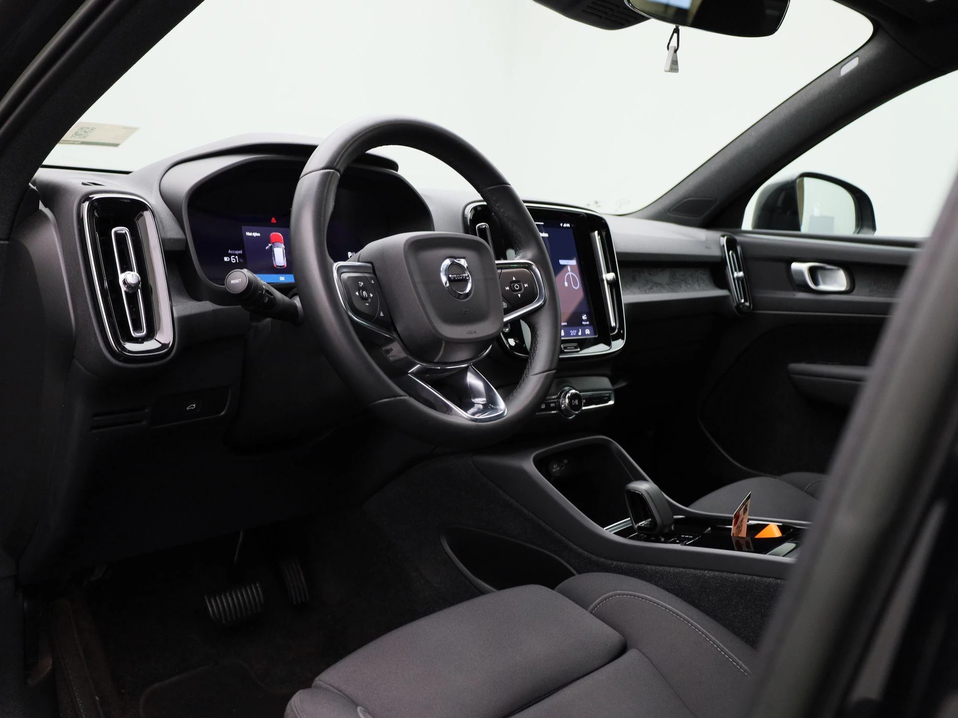 Volvo-XC40-image-33