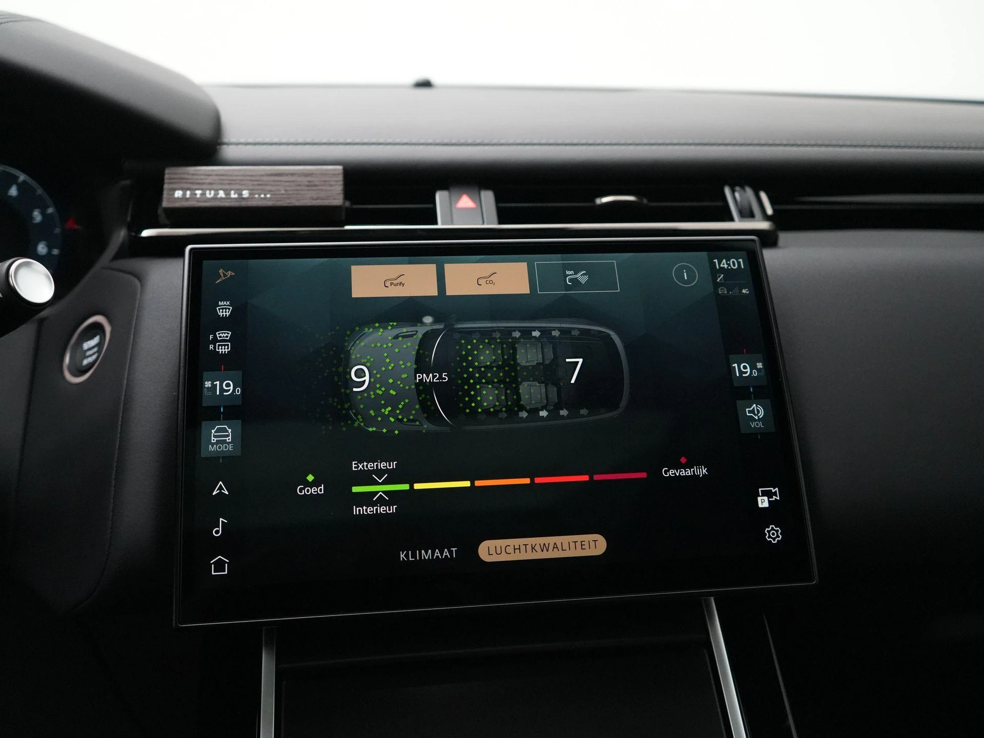 Land Rover Range Rover Velar 2.0 P400e Belgravia Edition