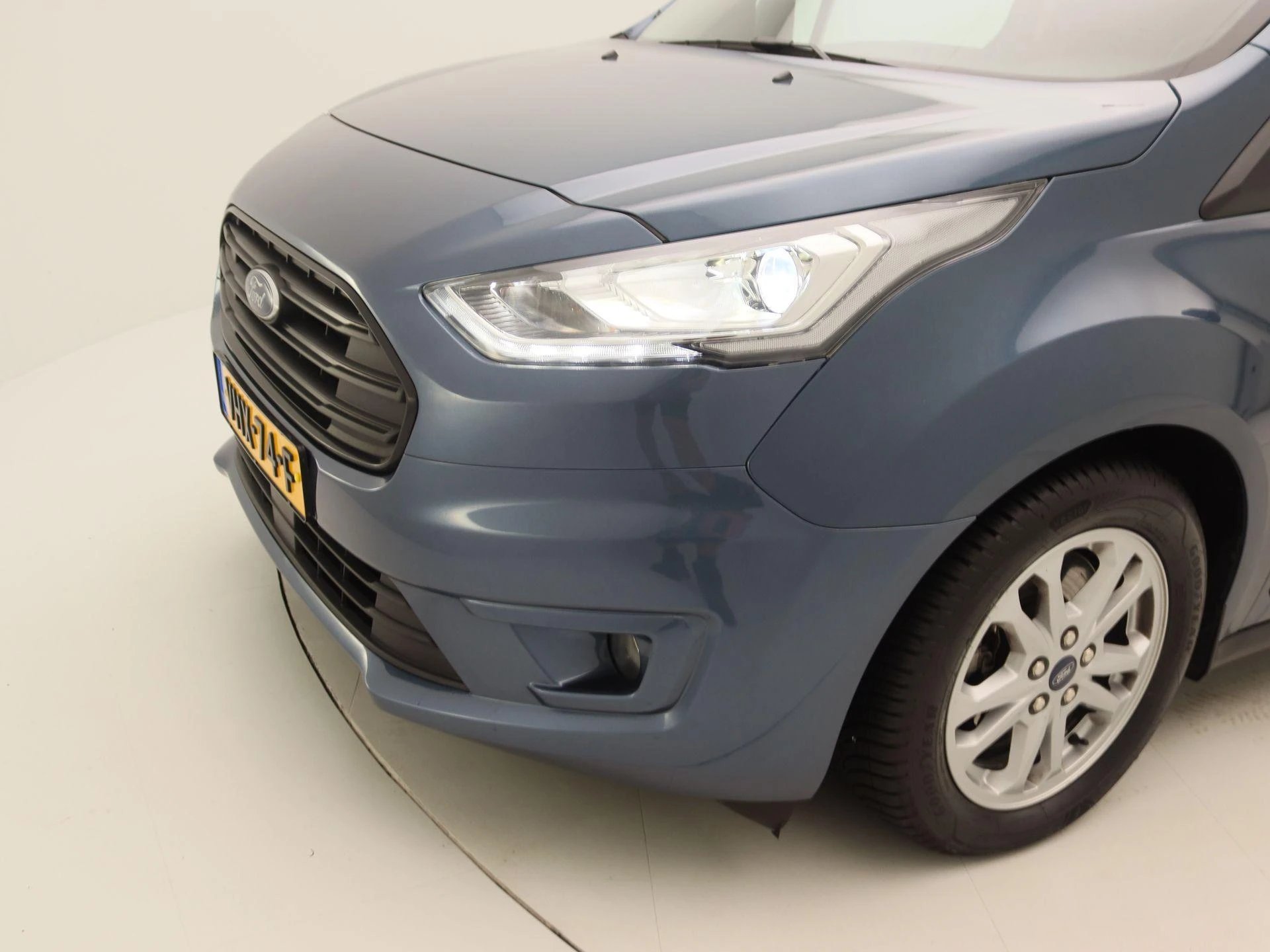 Ford-Transit Connect-image-13