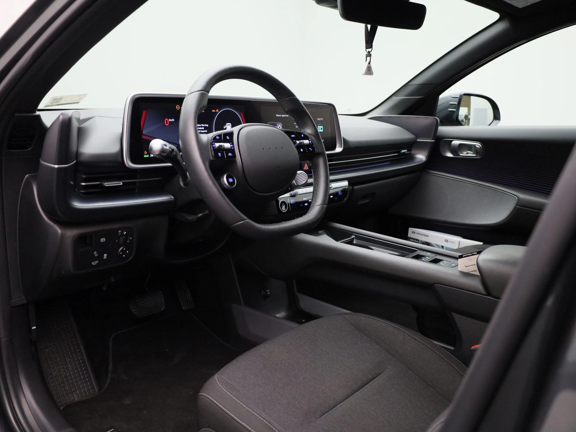 Hyundai-IONIQ 6-image-34