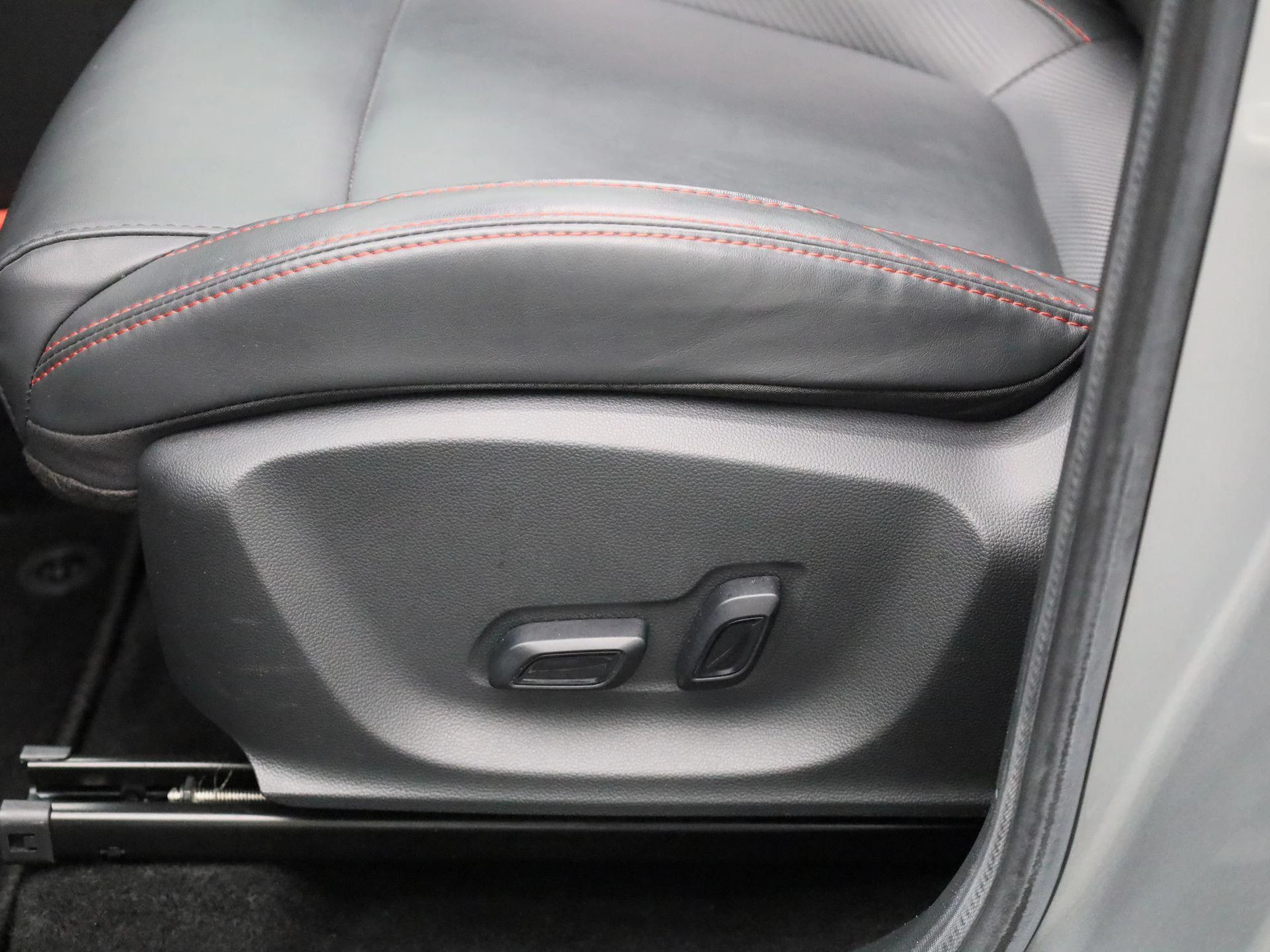 MG-ZS EV-image-21