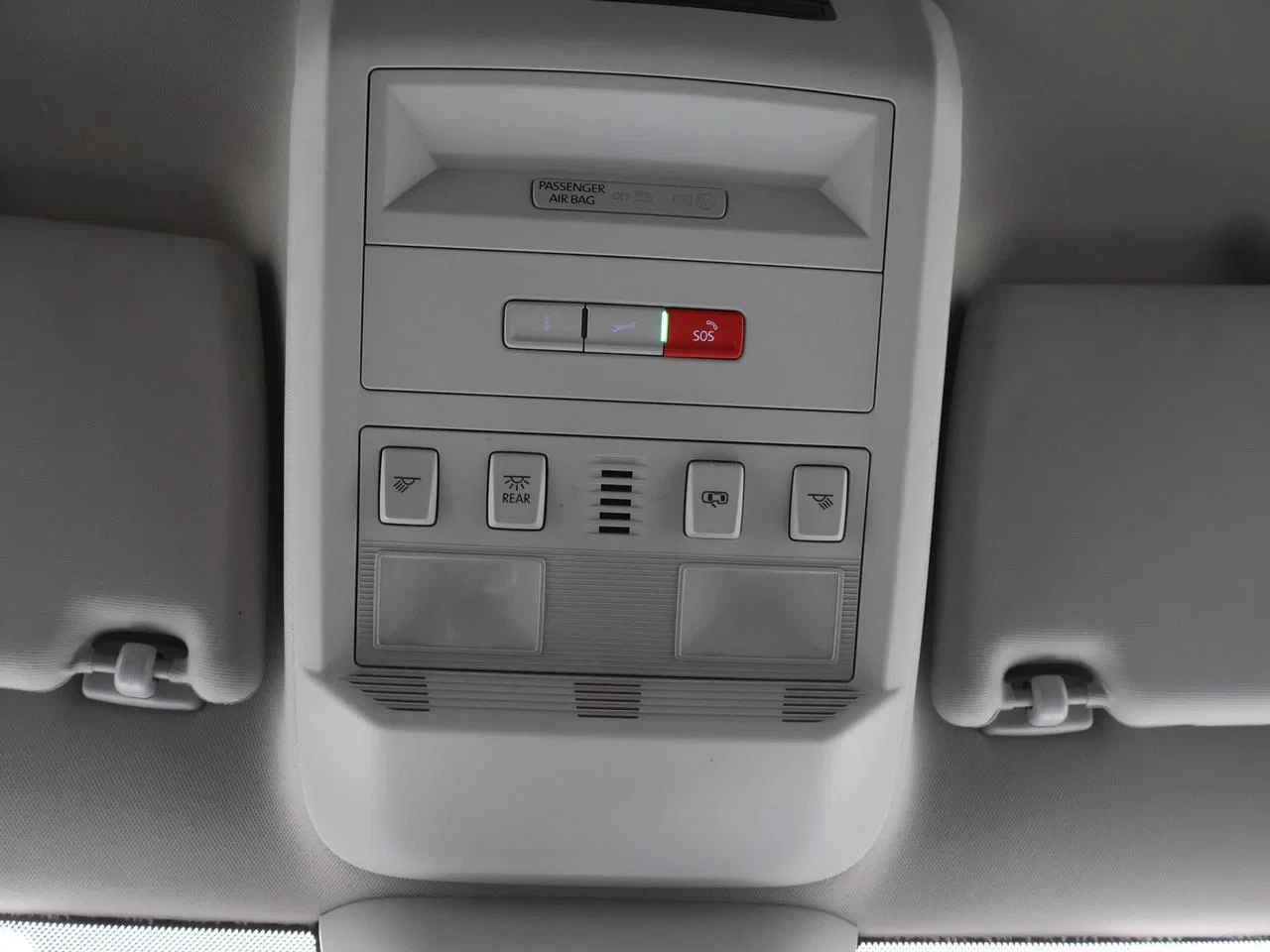 Volkswagen-Transporter-image-24