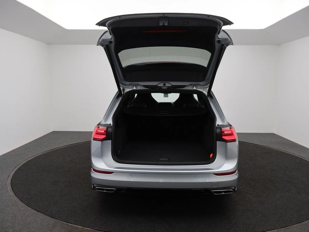 Volkswagen Golf VIII SW Golf Variant R-Line Business Premium 1.5eTSI 150PK *AUTOMAAT*SPORTZETELS*ALCANTARA*CAMERA*PDC*ACC*APP-CONNECT*...*