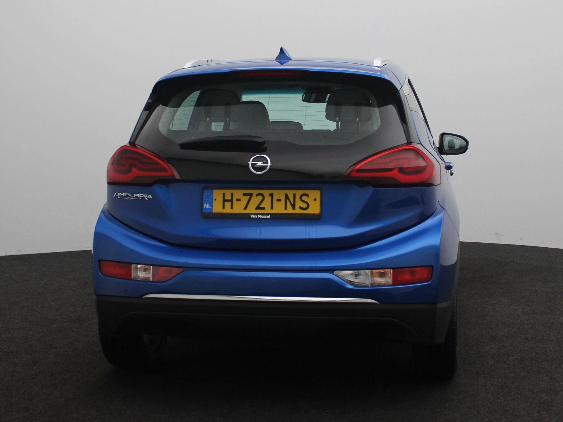 Opel-Ampera-e-image-4