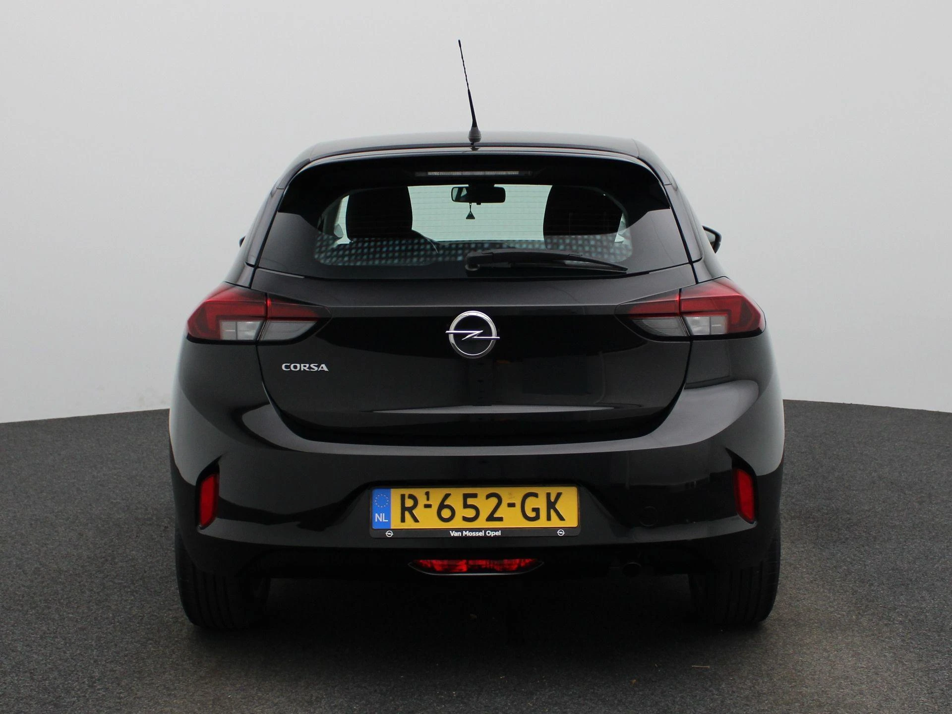 Opel-Corsa-image-5