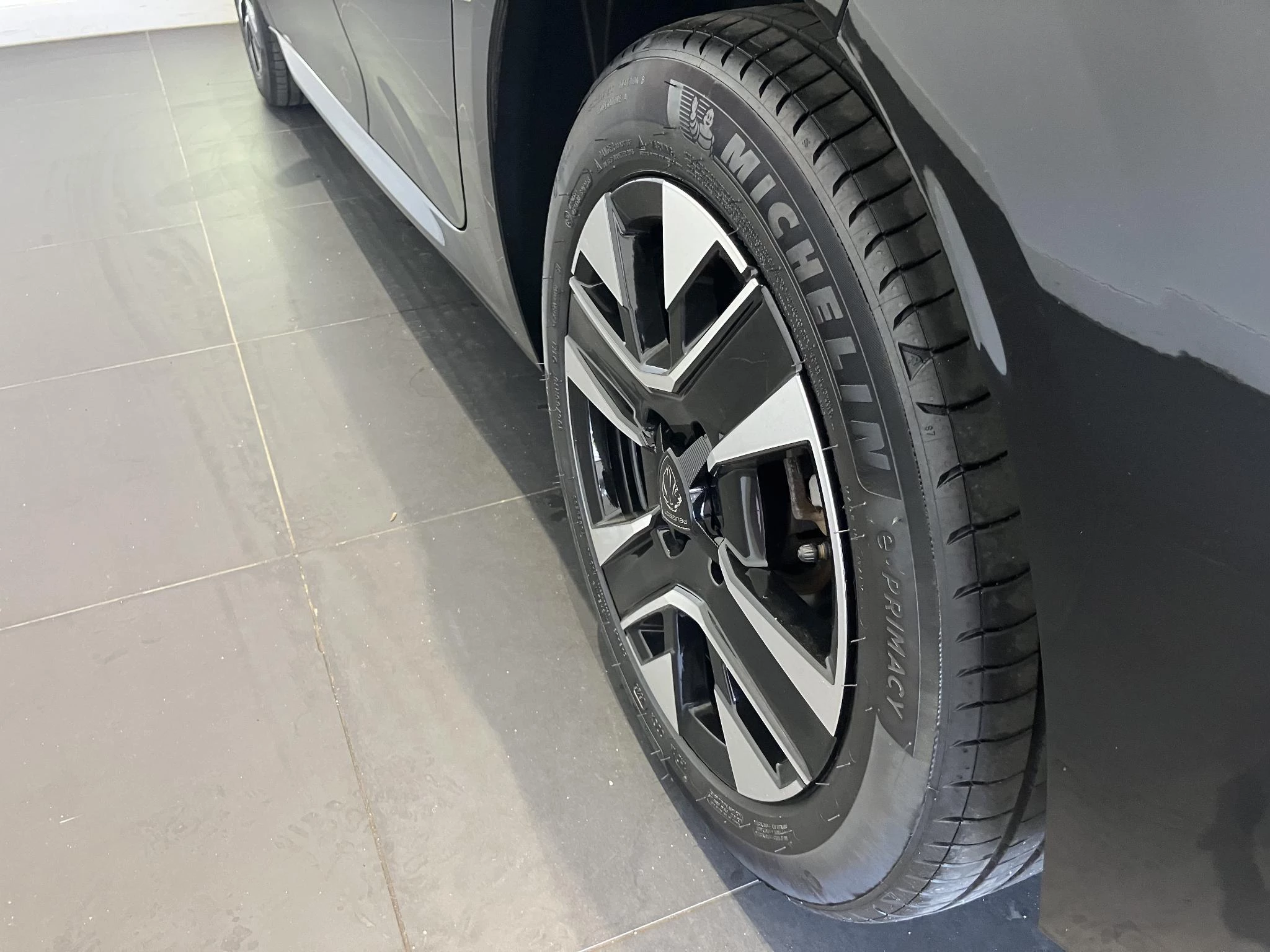 Peugeot-208-image-10