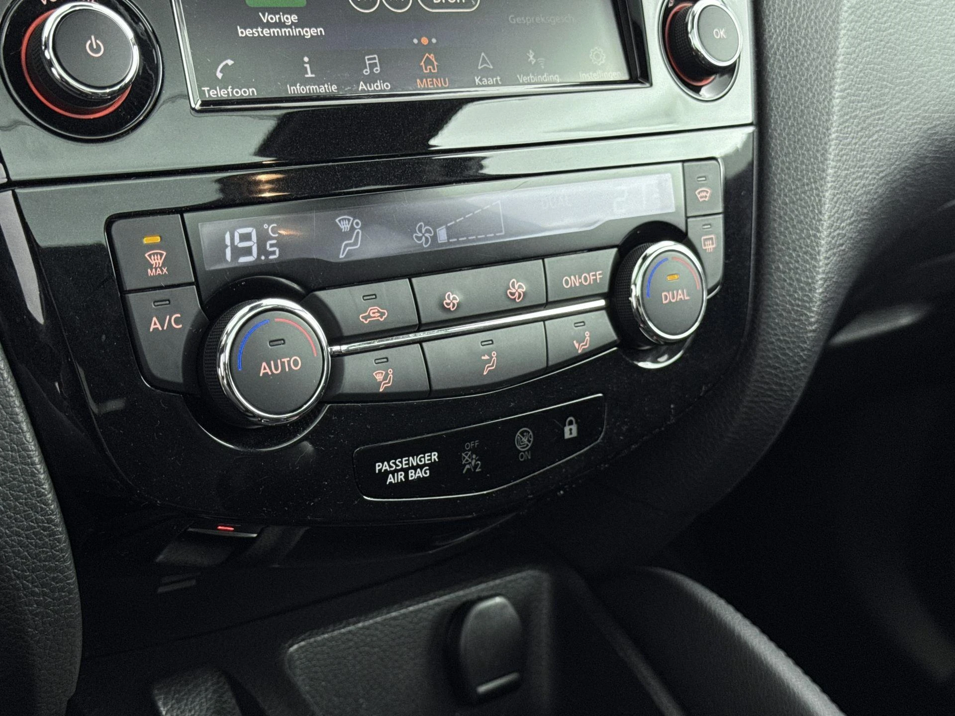 Nissan-QASHQAI-image-14