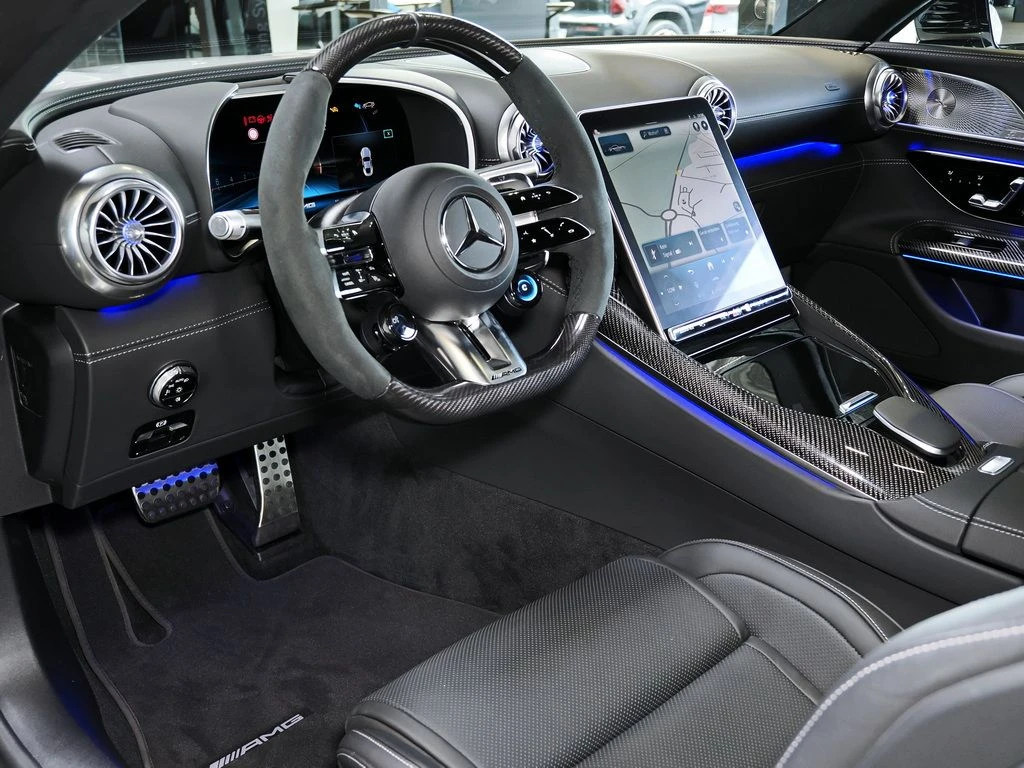 Mercedes-AMG GT 63 AMG 4m+ AERO KERAMIK PREMIUM 21-ZOLL LIFT AMG Line