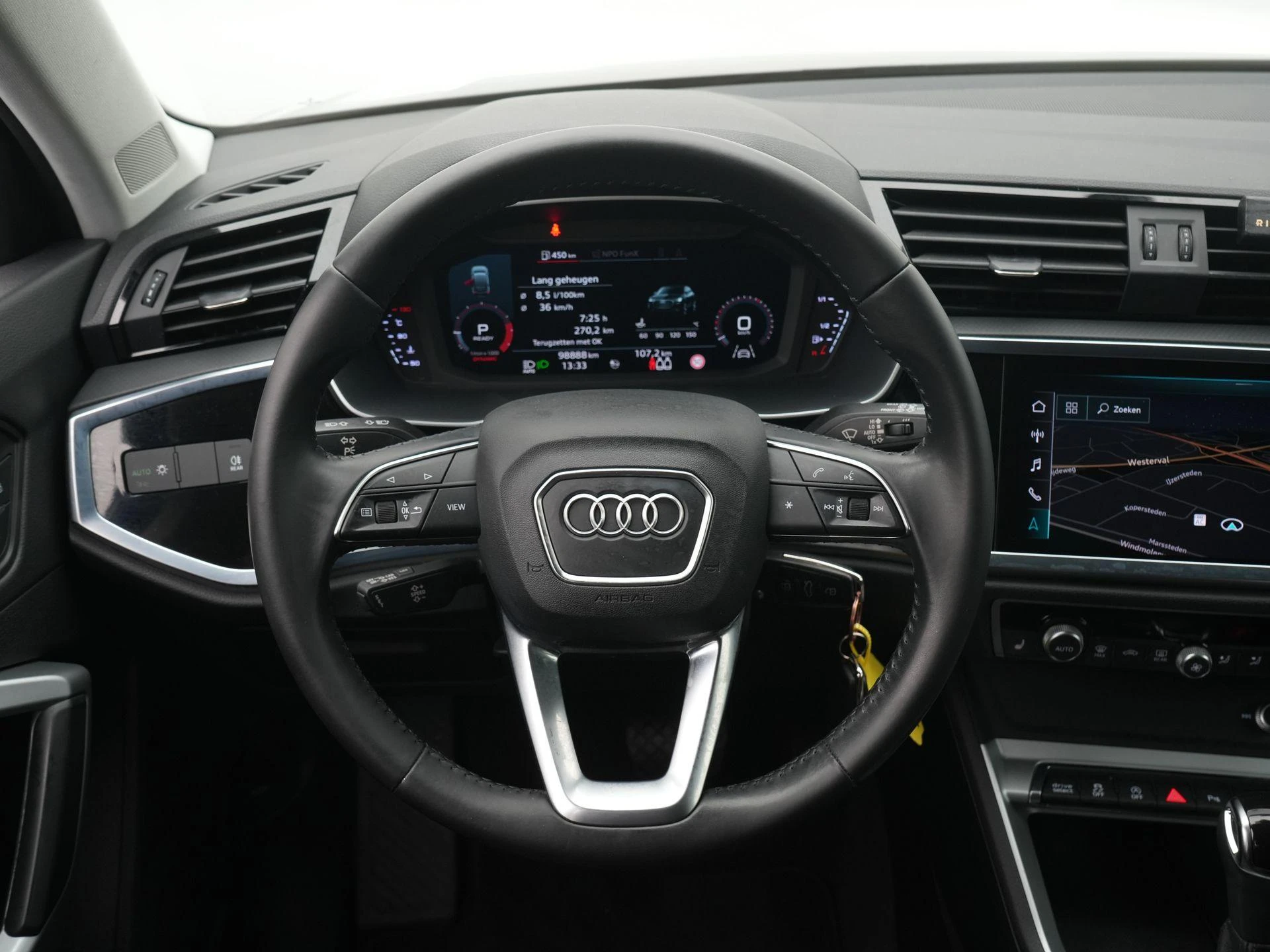 Audi-Q3-image-7