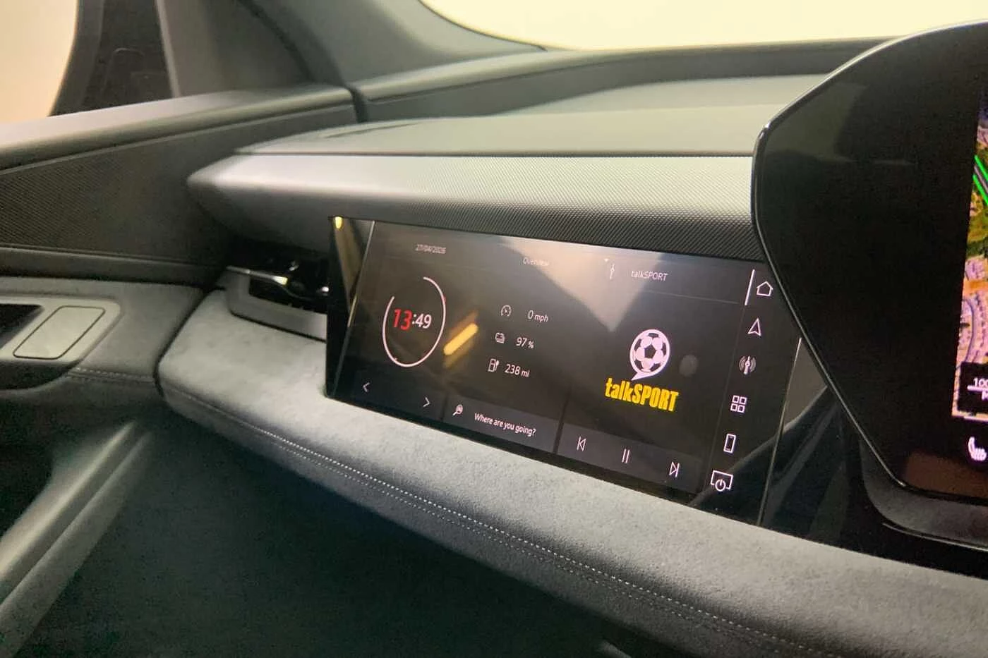 Audi-Q6 e-tron-image-12