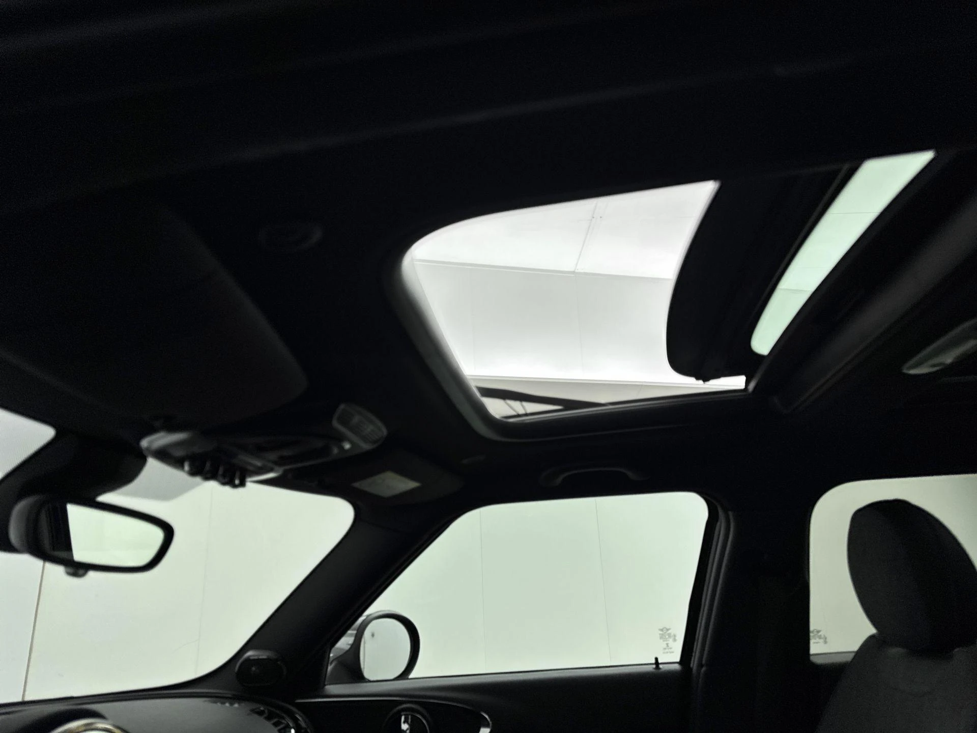 MINI-Clubman-image-14
