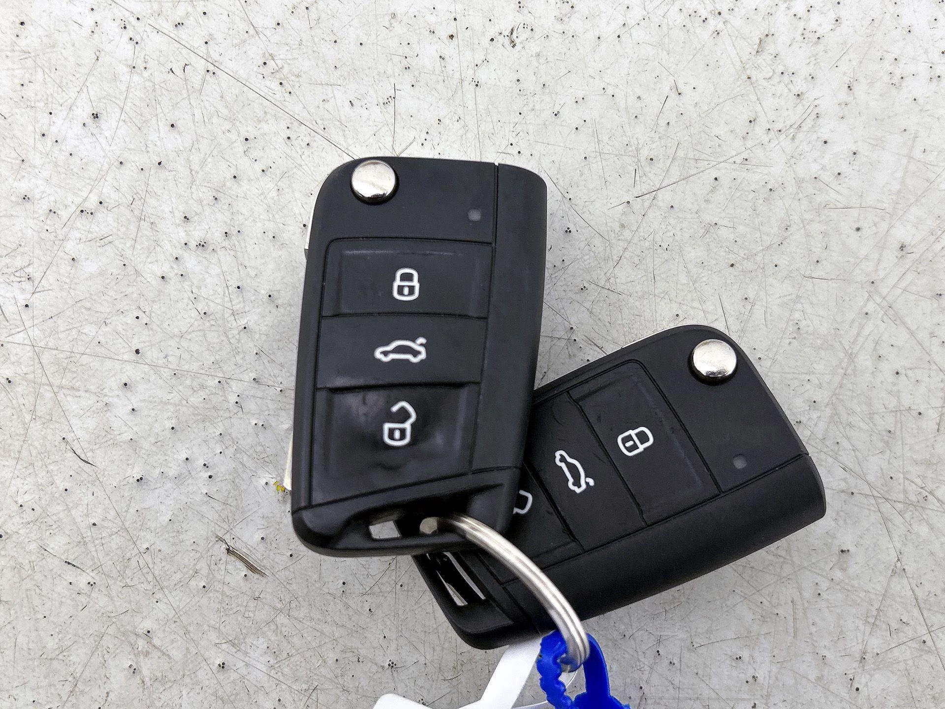 Volkswagen-T-Roc-image-32