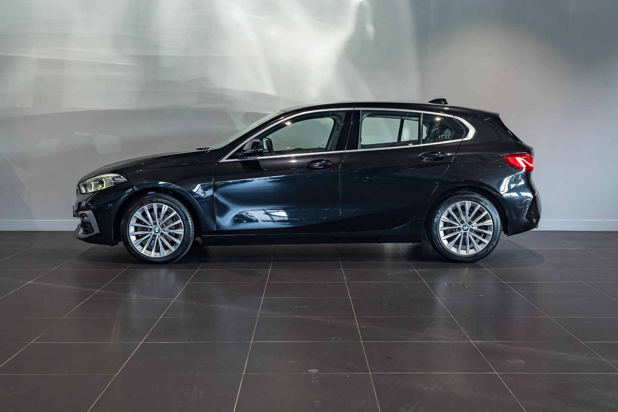 BMW-1 Reeks-image-4