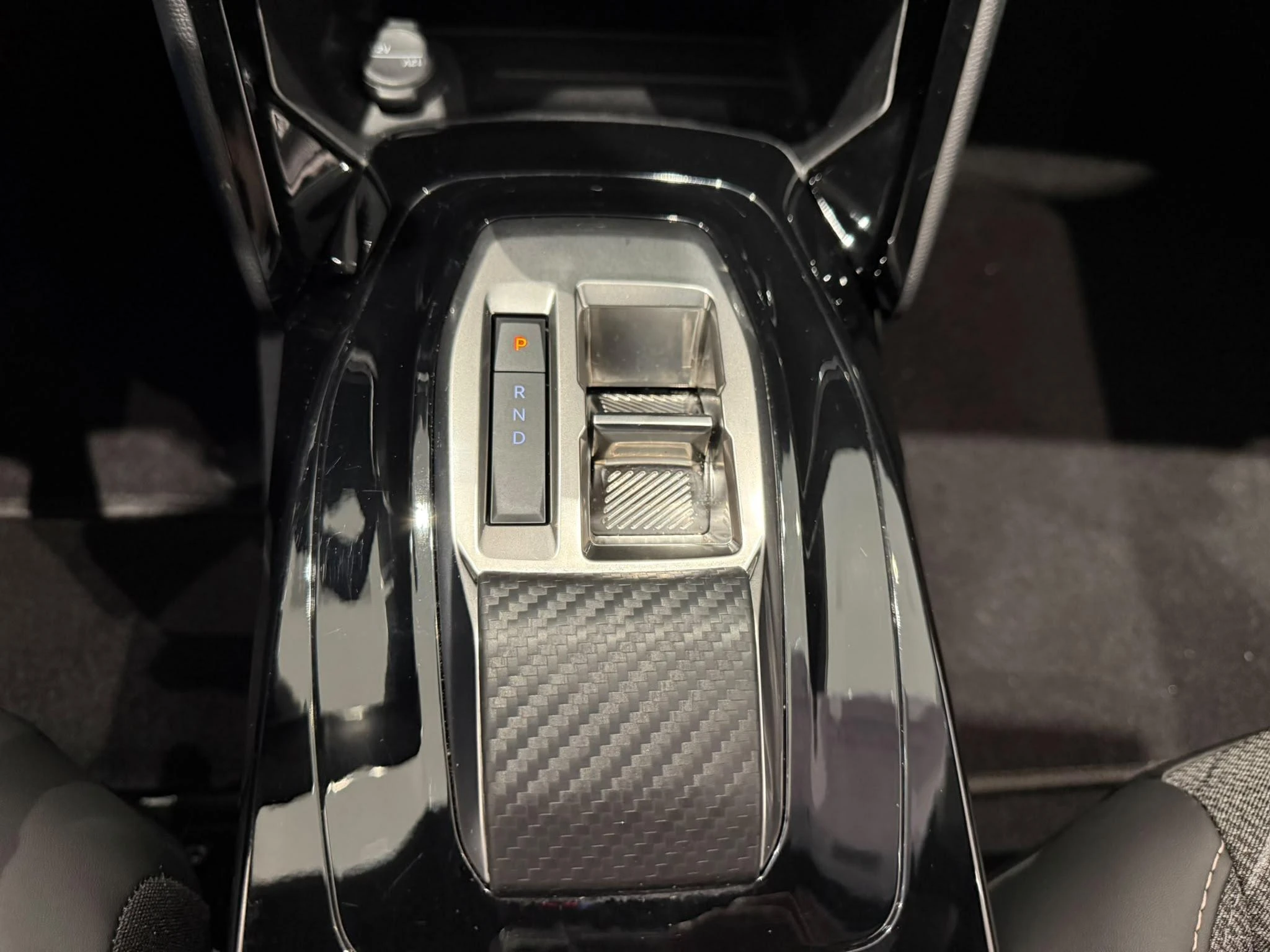 Peugeot-2008-image-16