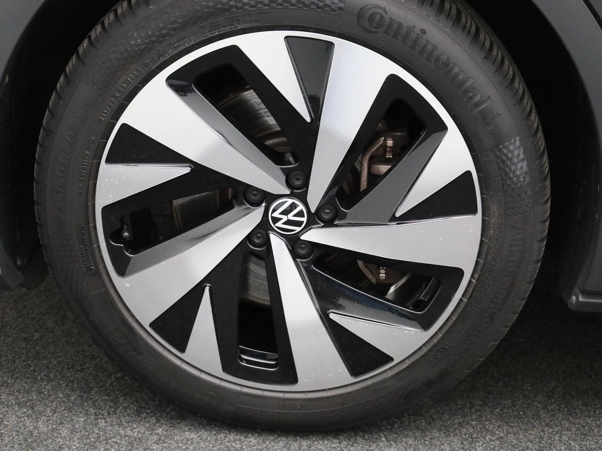 Volkswagen-ID.4-image-13