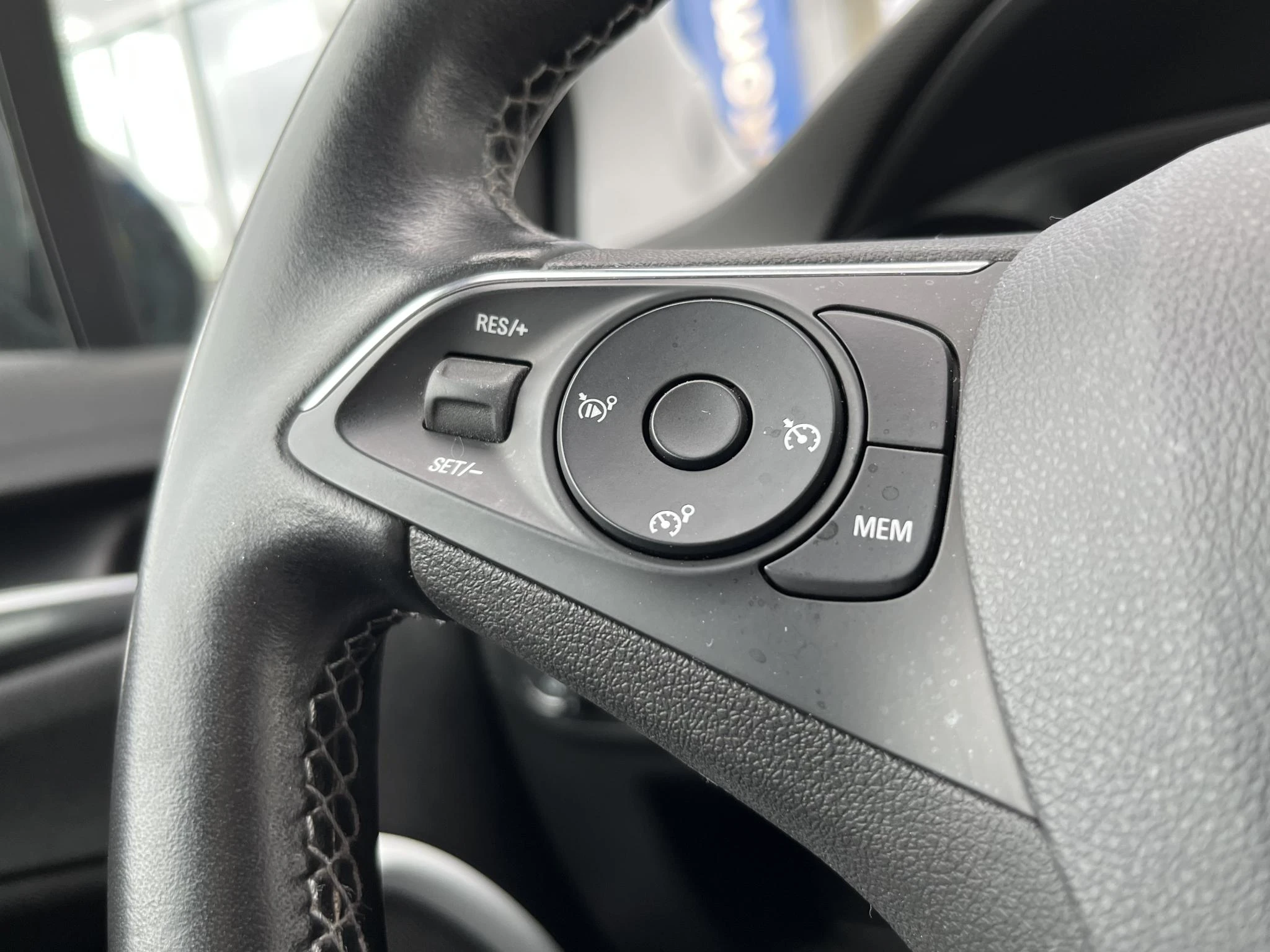 Opel-Crossland X-image-19