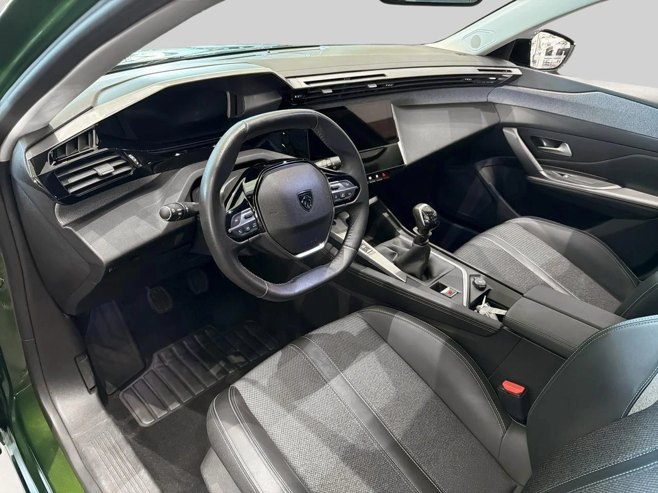 Peugeot-308-image-8