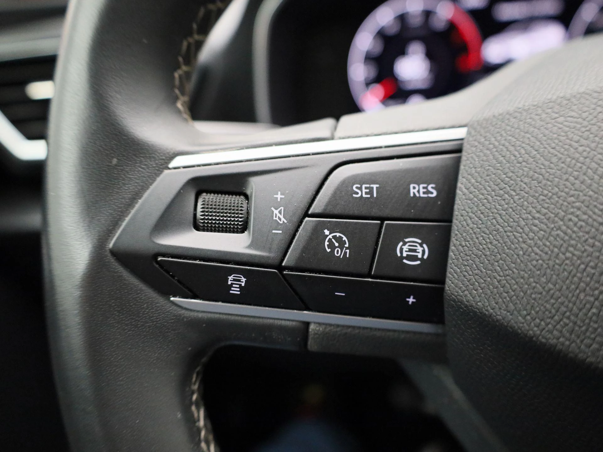 SEAT-Leon-image-16