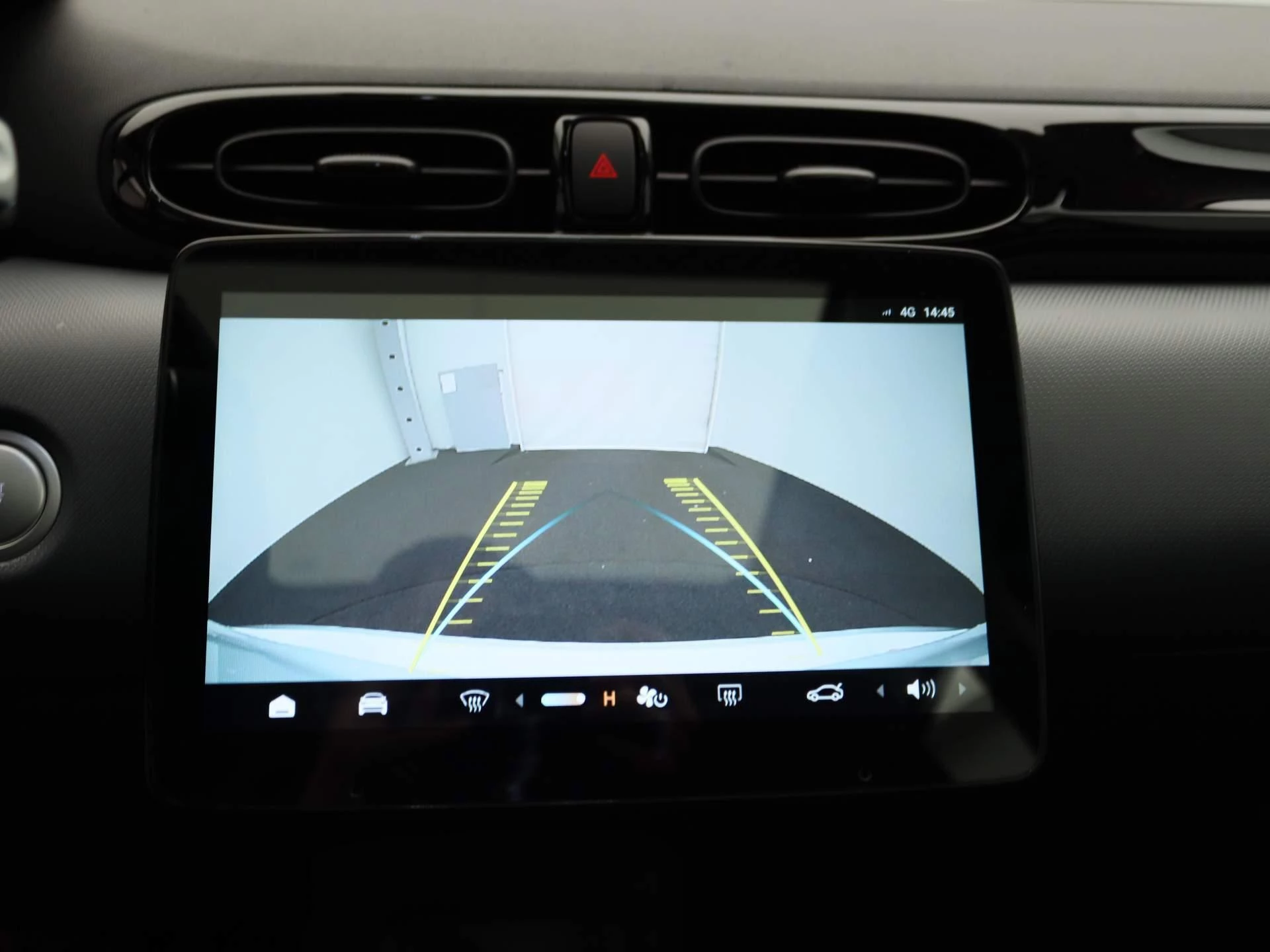 Leapmotor-T03-image-16