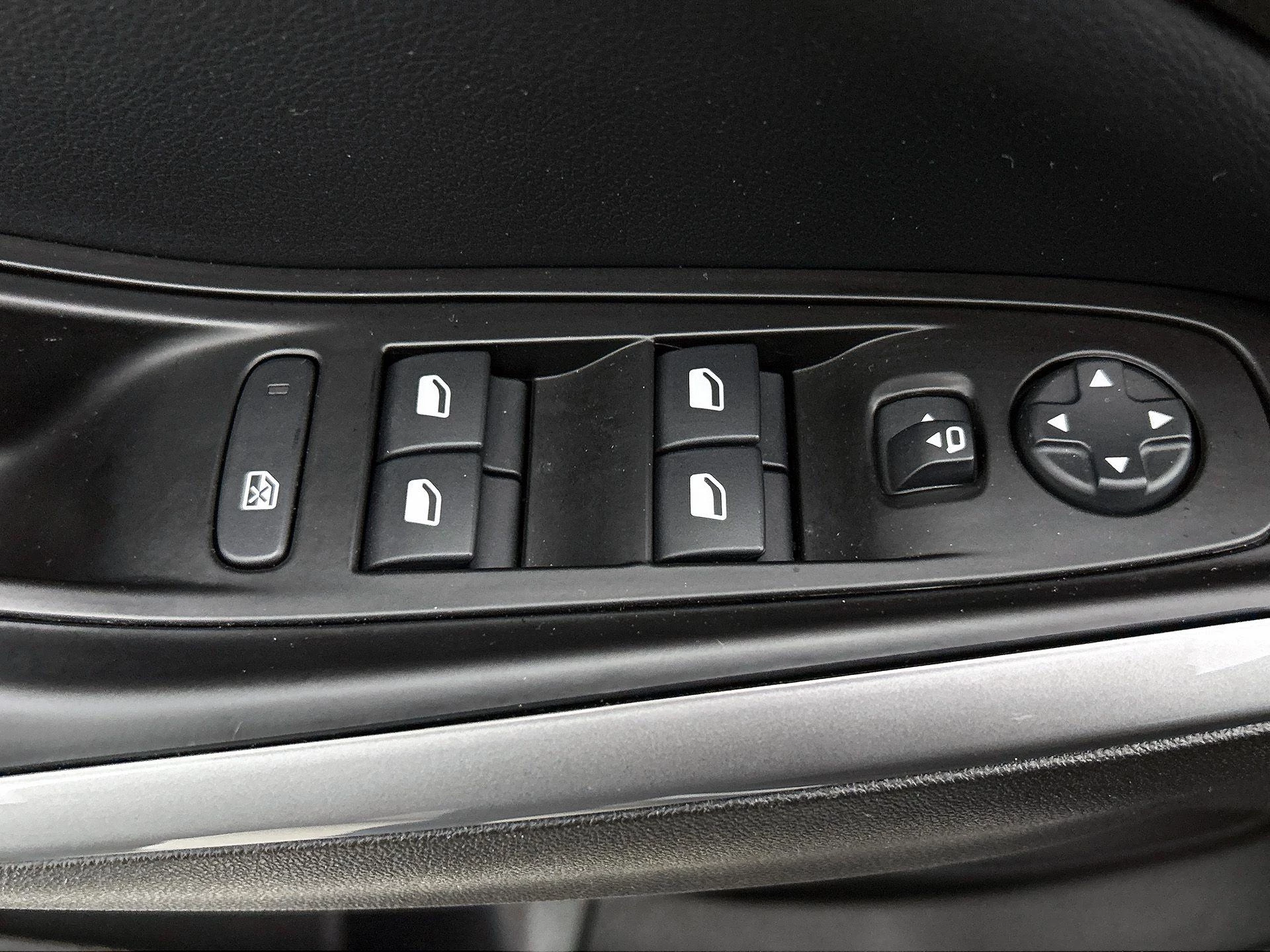 Opel-Grandland-image-33