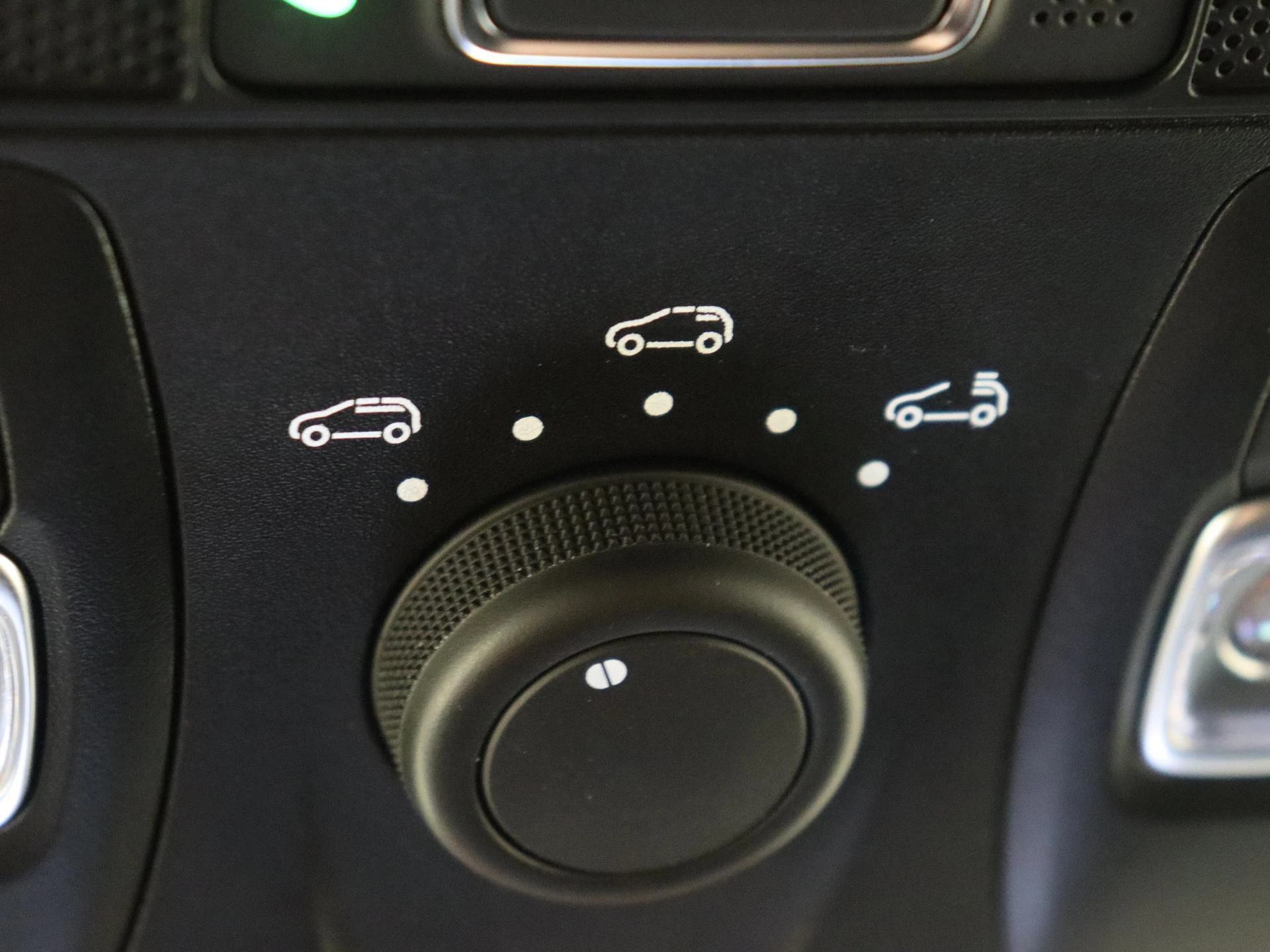 Renault-Captur-image-23