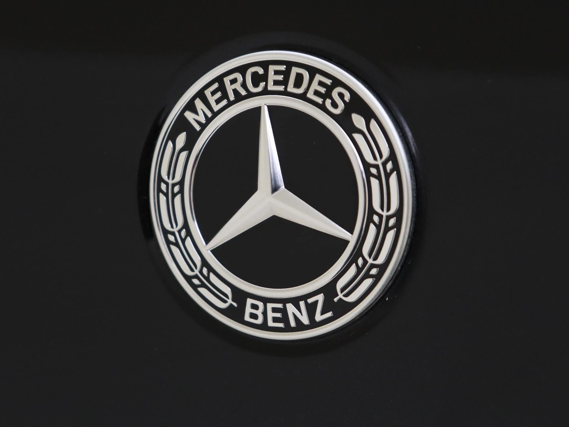 Mercedes-Benz-CLA-image-27