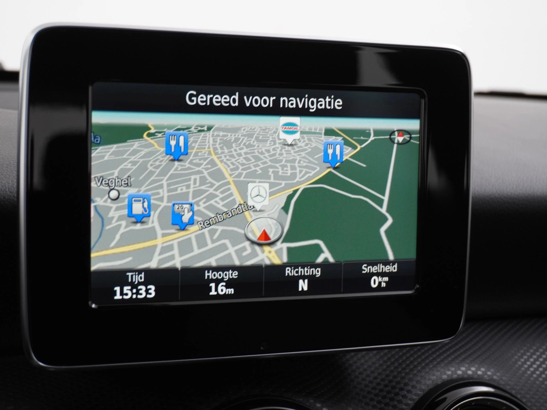 Mercedes-Benz-A-Klasse-image-20