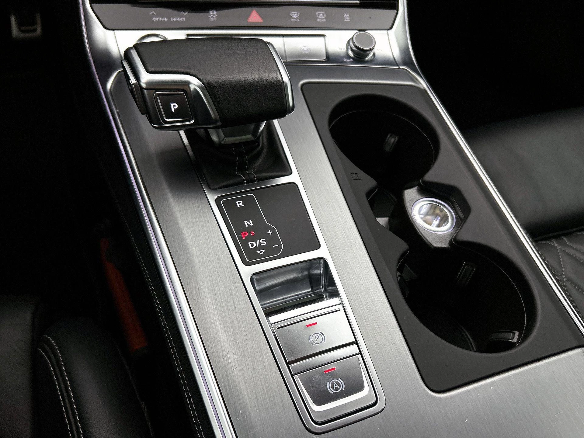 Audi-A6-image-32