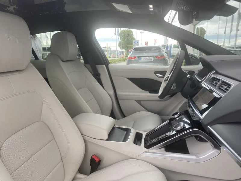 Jaguar-I-PACE-image-9