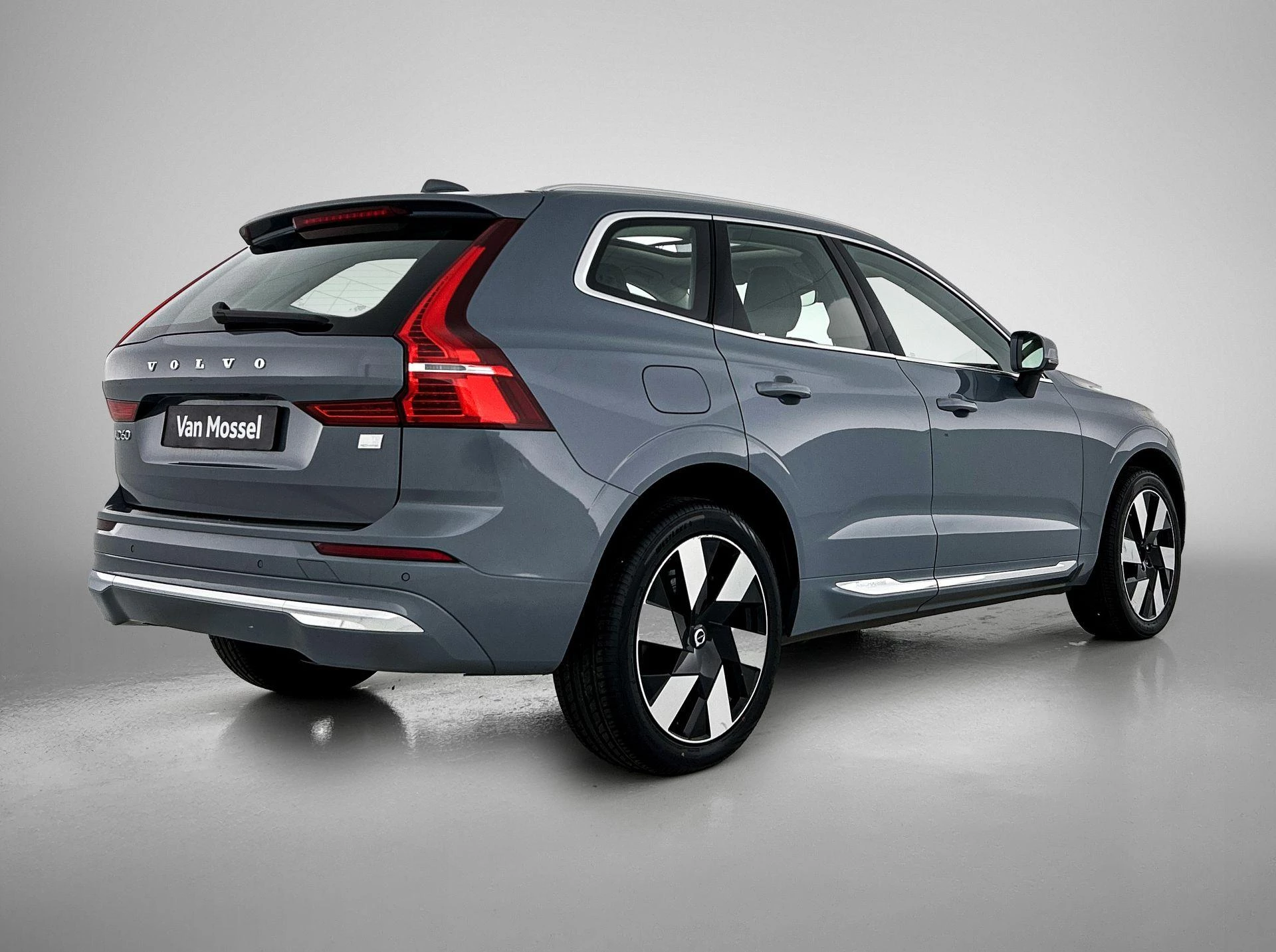 Volvo-XC60-image-3
