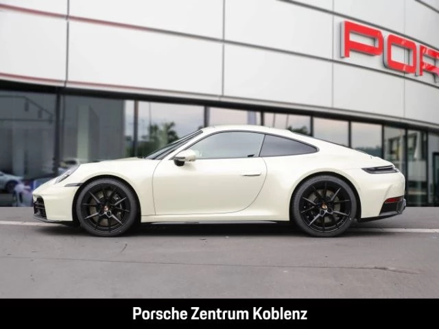 Porsche 911 992 -2 Carrera 4S carrera