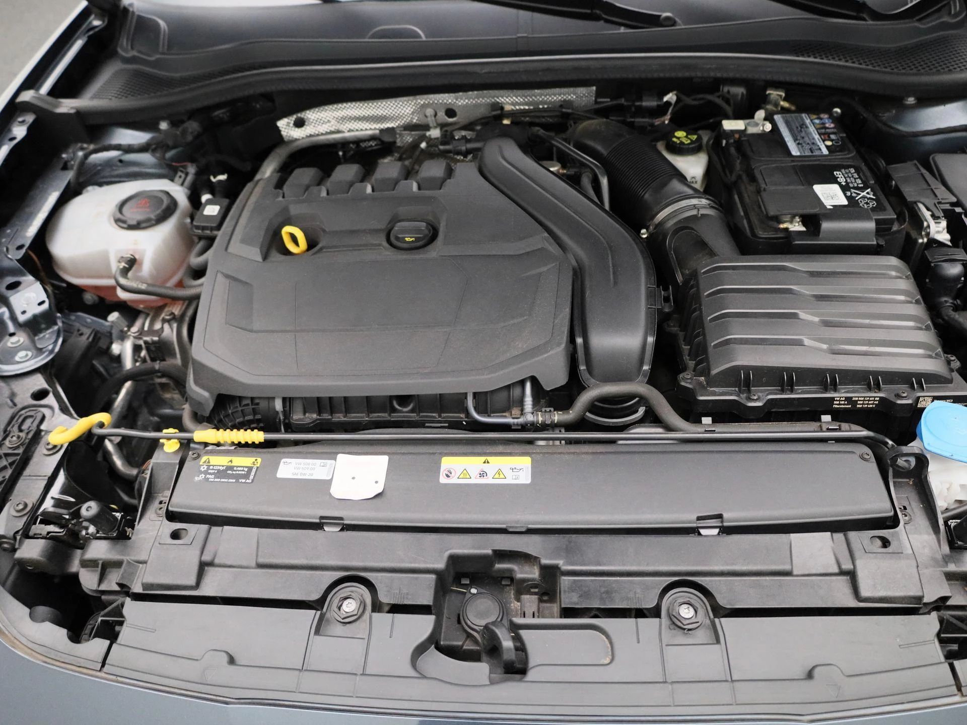 SEAT Leon Sportstourer 1.5 eTSI FR Business Intense