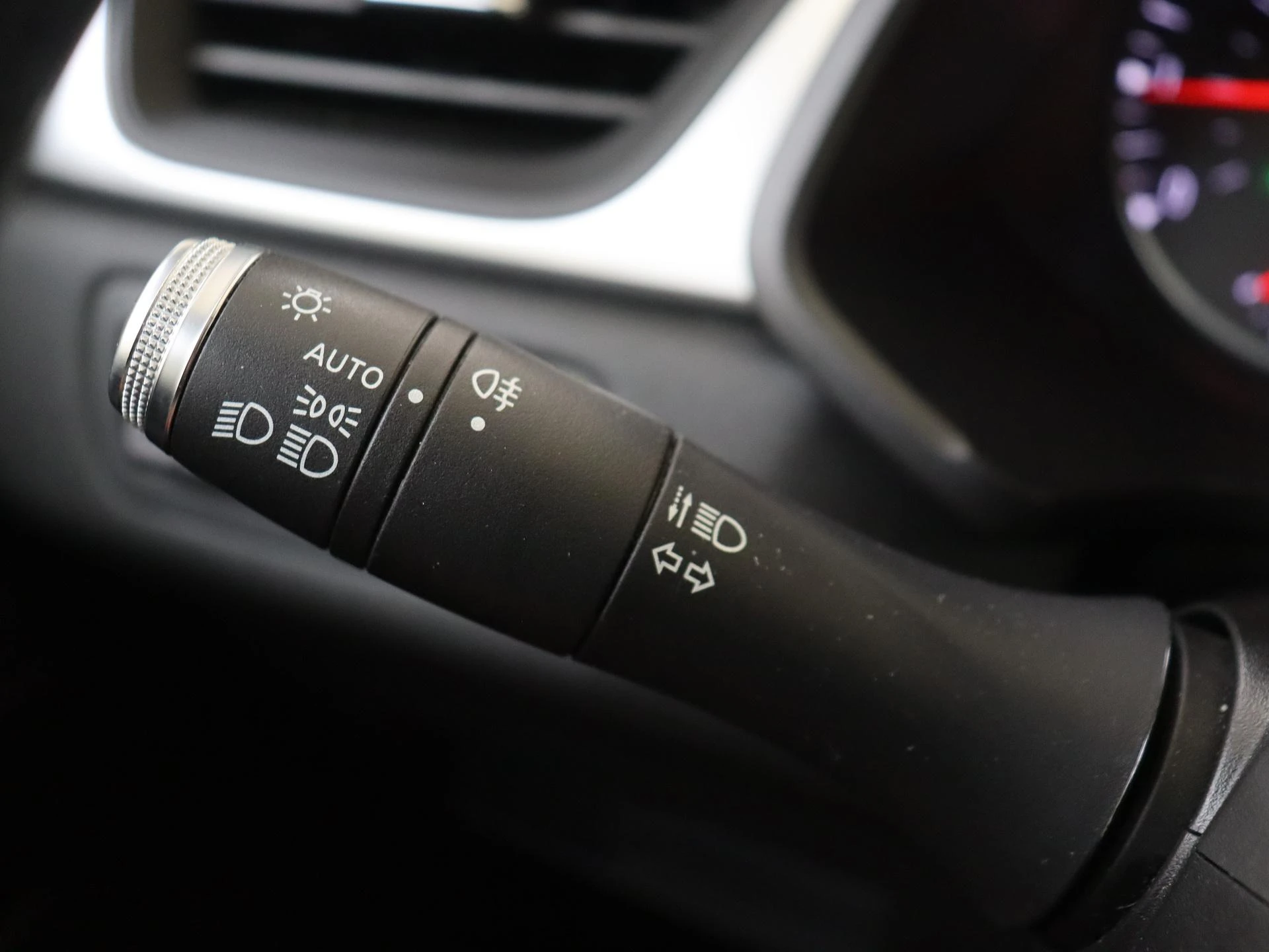 Renault-Captur-image-22