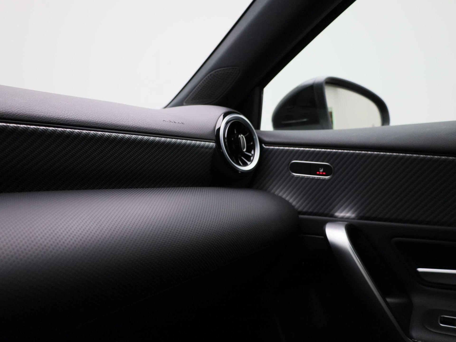 Mercedes-Benz-Classe A-image-28