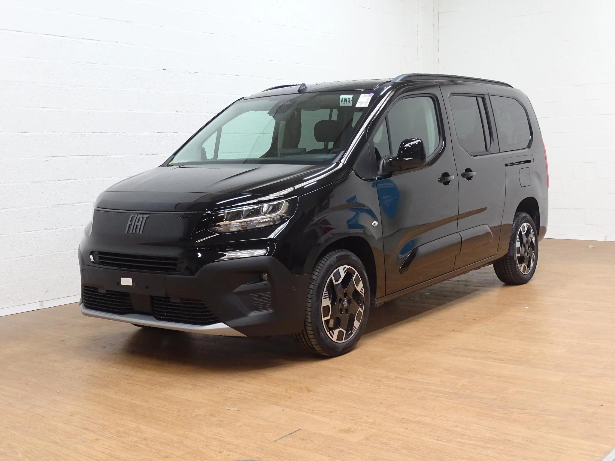 Fiat Qubo 1.5D La prima automa7 seats+gps+camera+park pilot