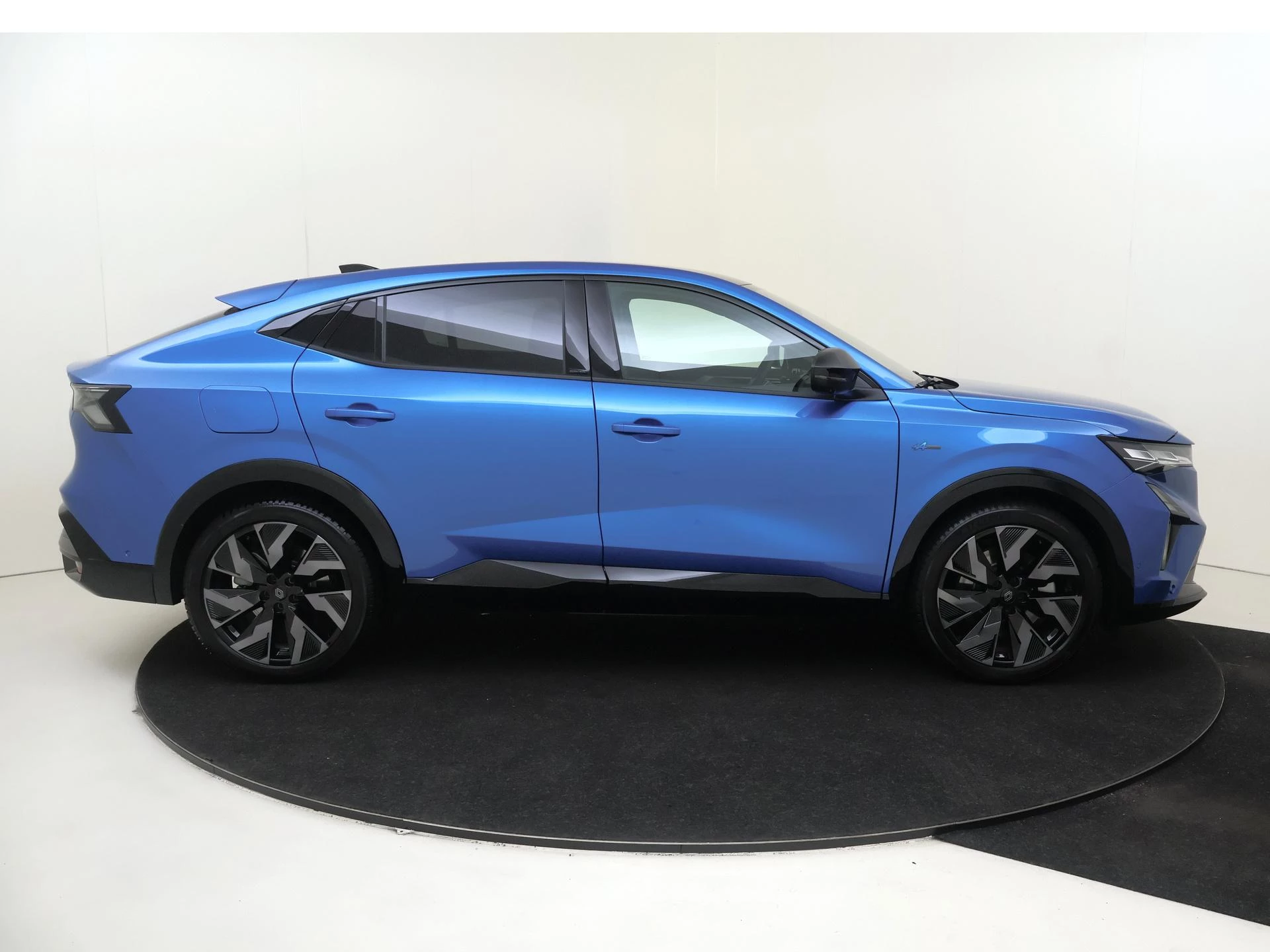 Renault-Rafale-image-8