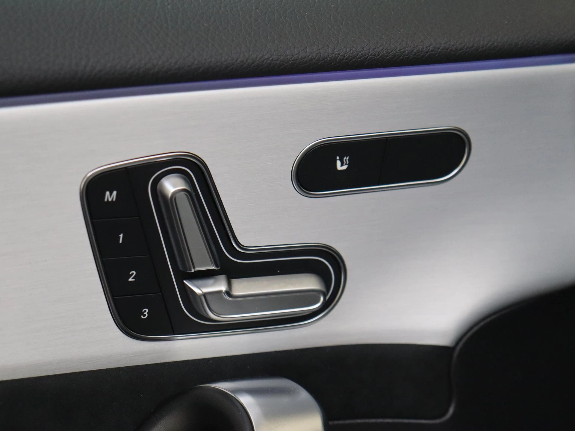 Mercedes-Benz-A-Klasse-image-25