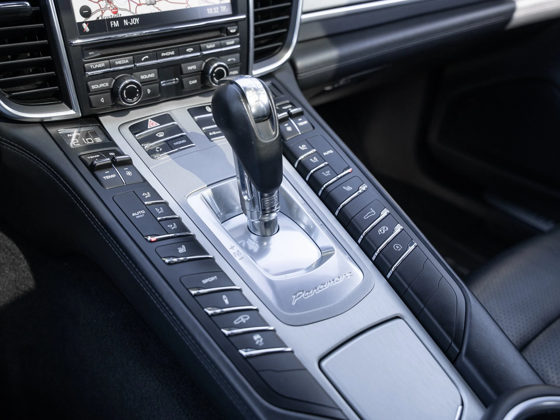 Porsche Panamera 3.6 XENON|SHD|AHK|RFK|LUFT|LEDER|SHZG