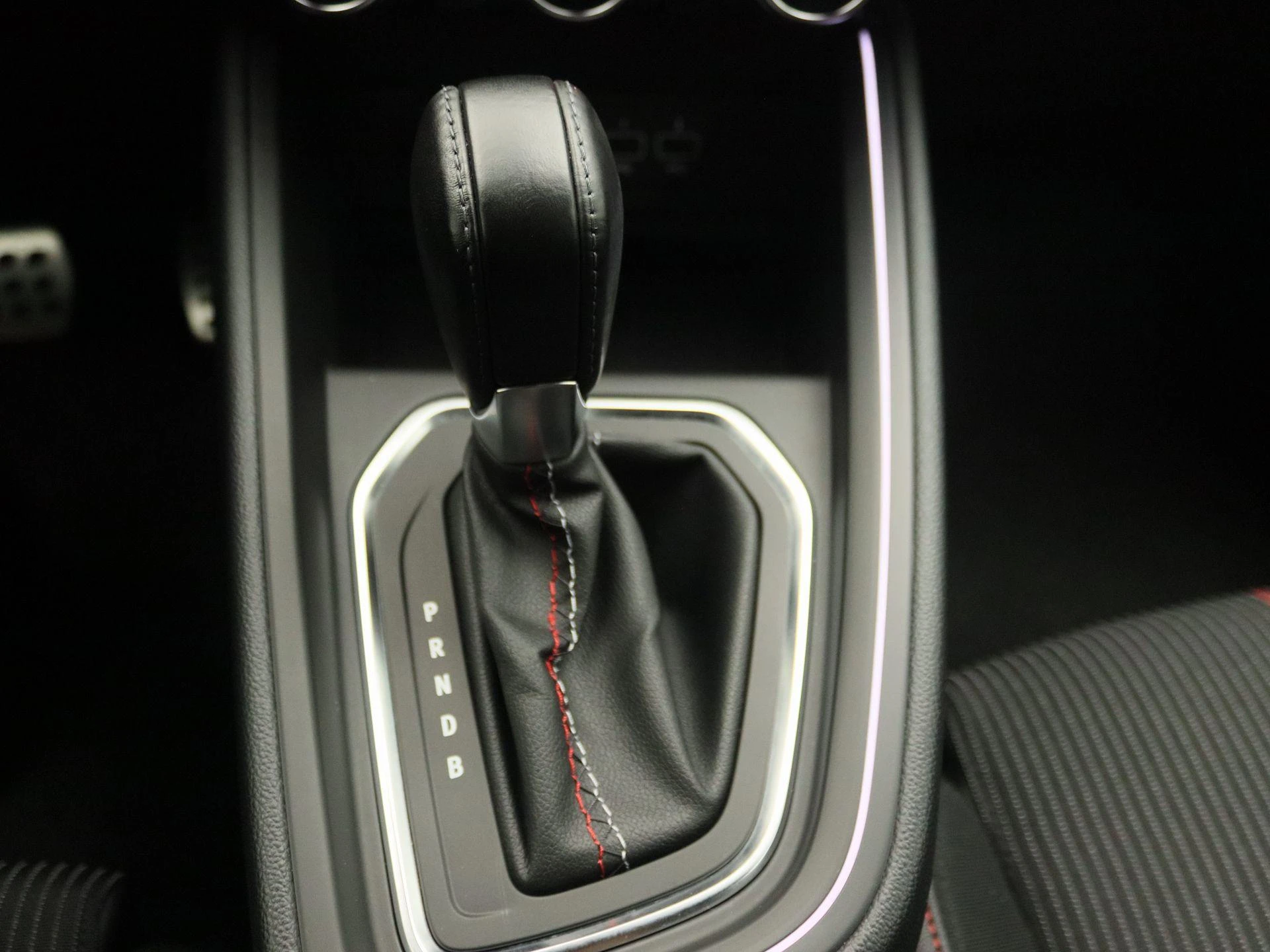 Renault-Clio-image-10