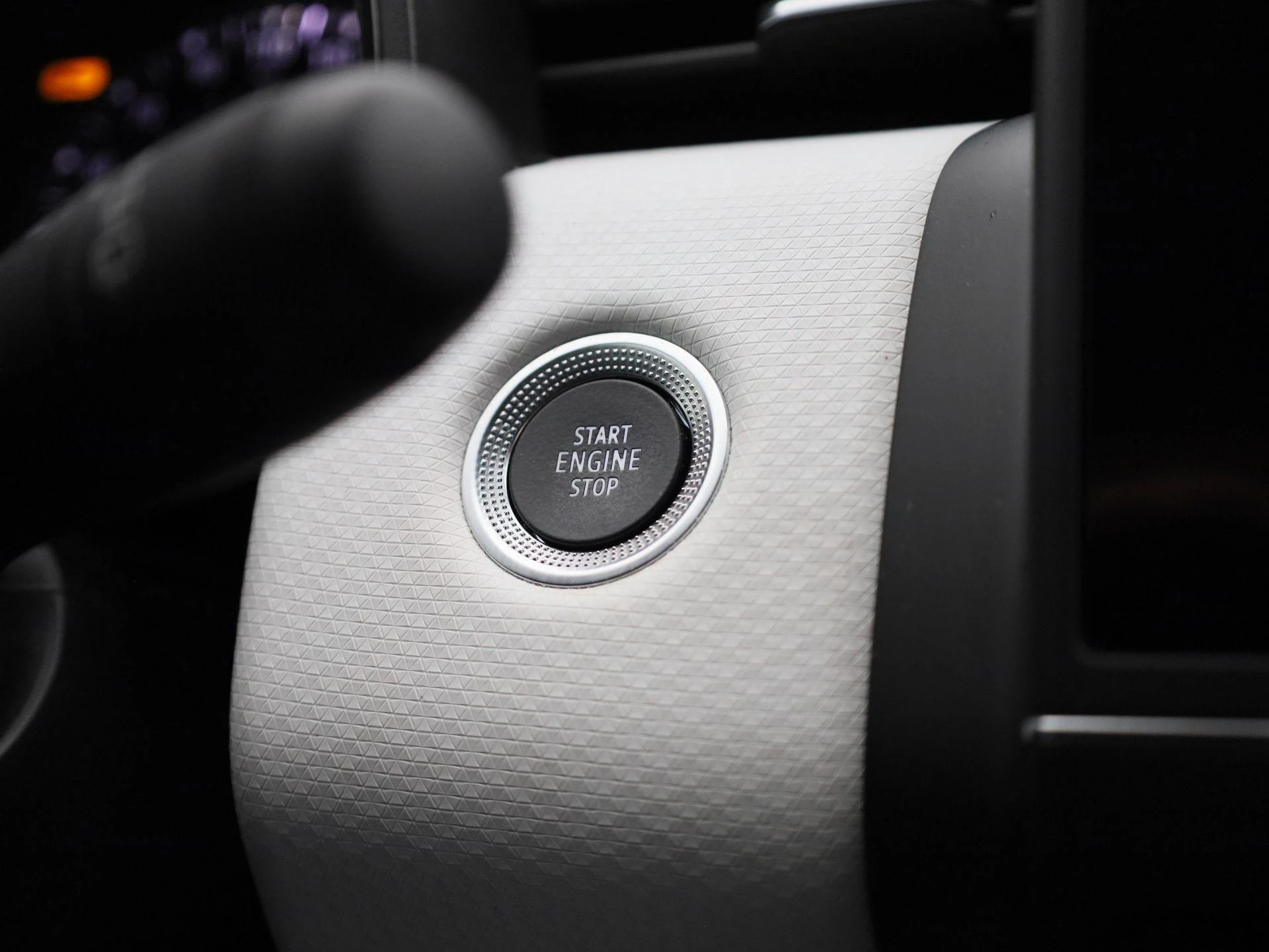 Renault-Clio-image-26