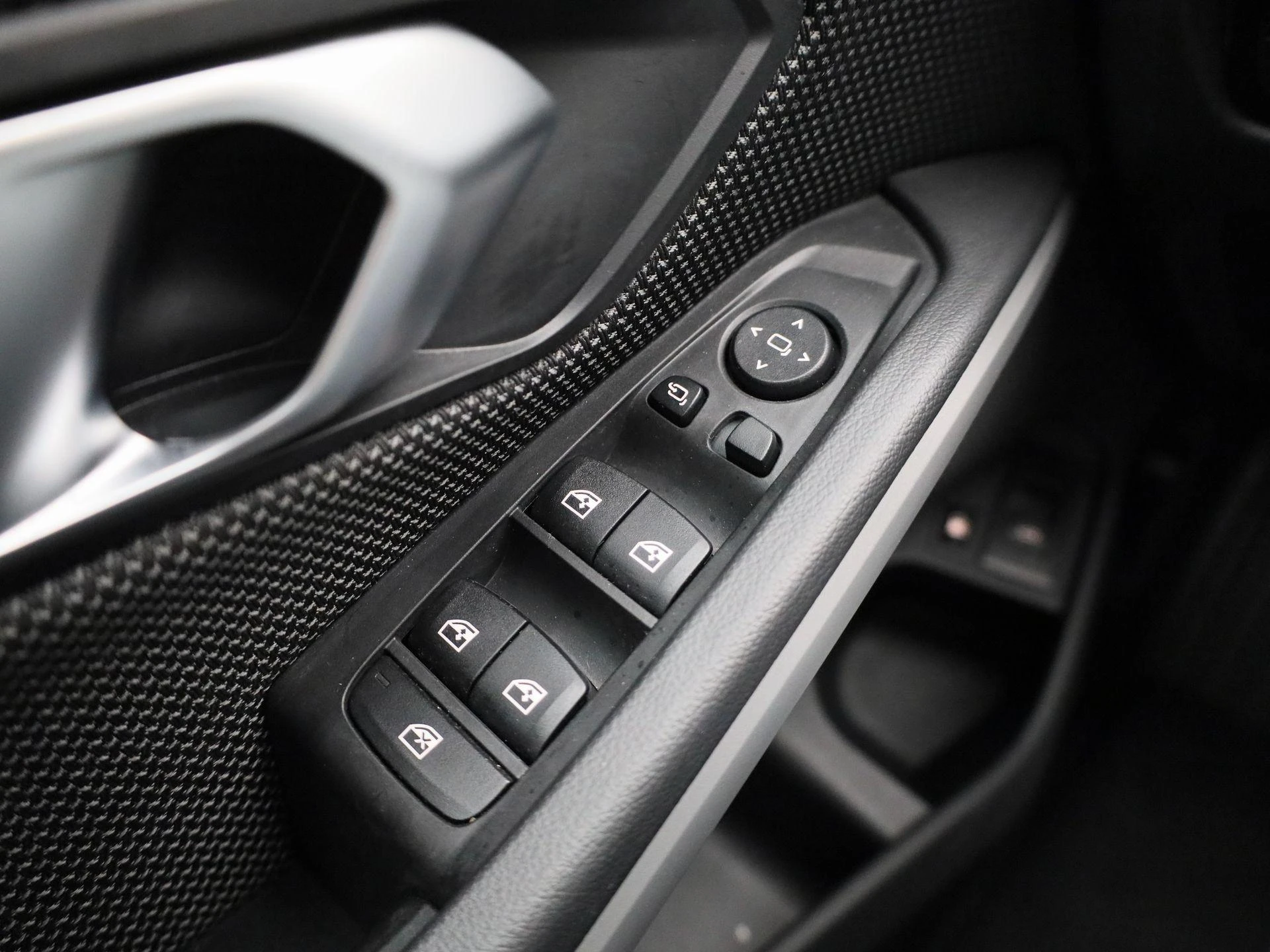 BMW-3 Serie-image-24