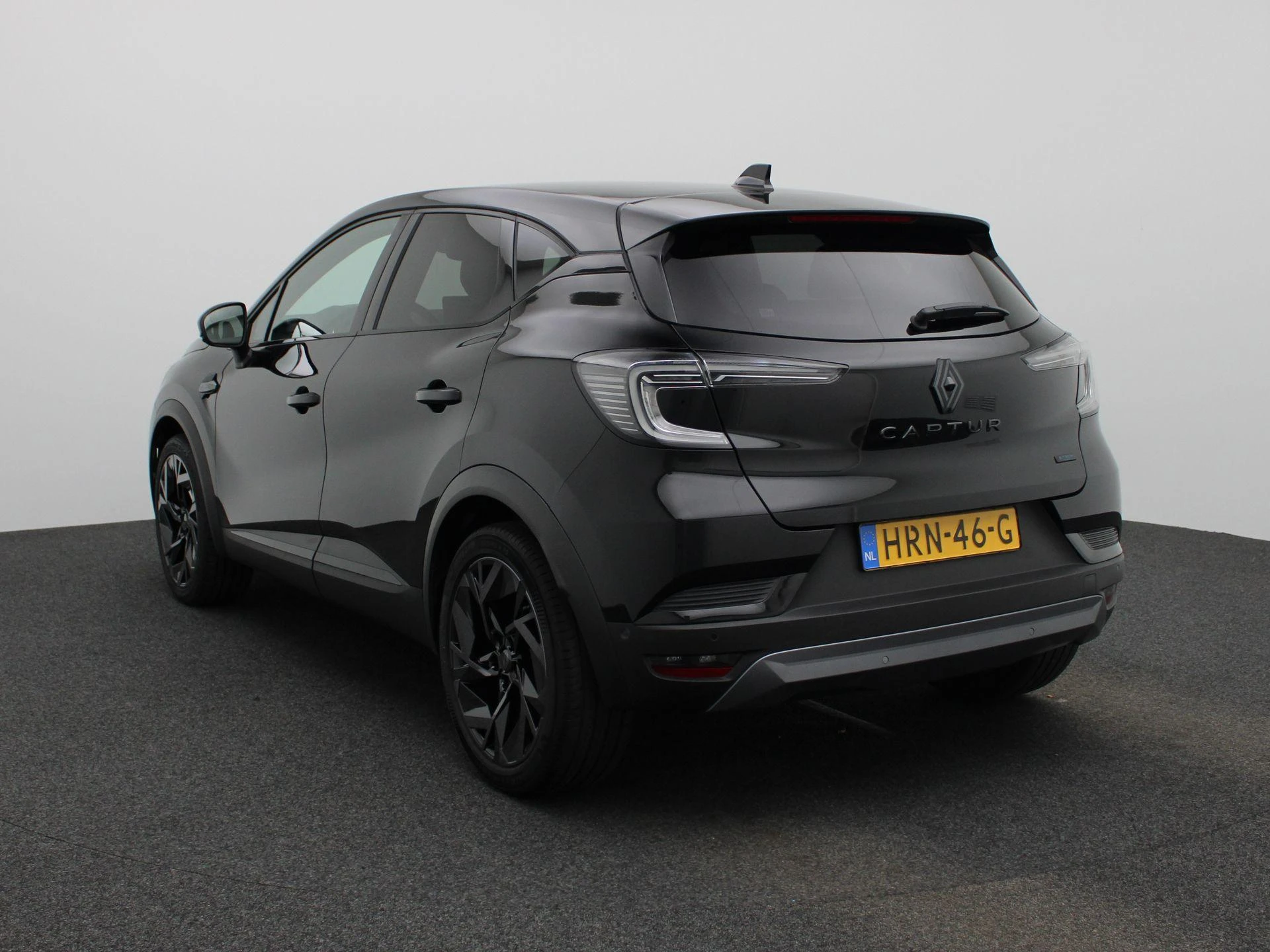 Renault-Captur-image-1