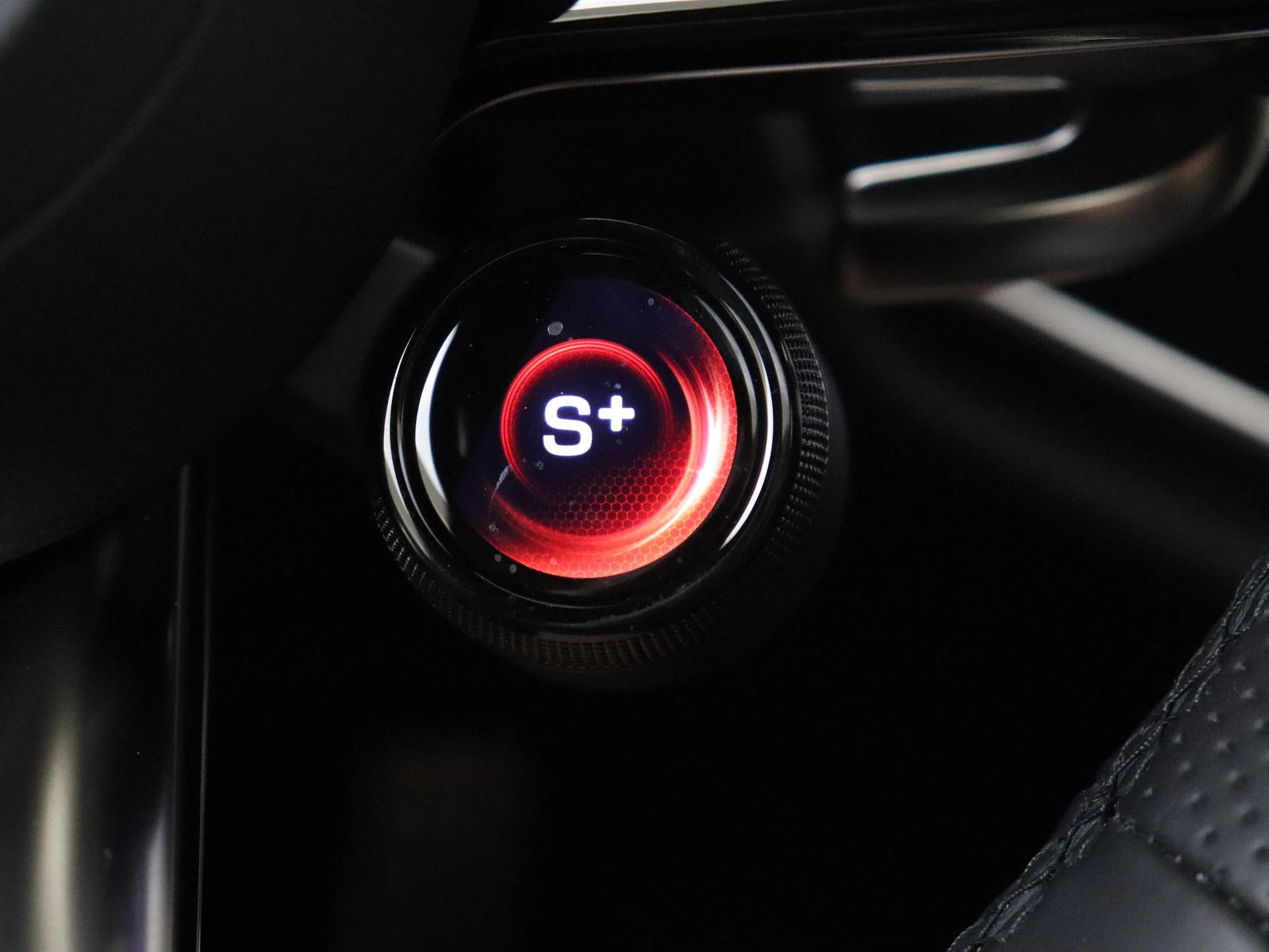 Mercedes-Benz-E-Klasse-image-23