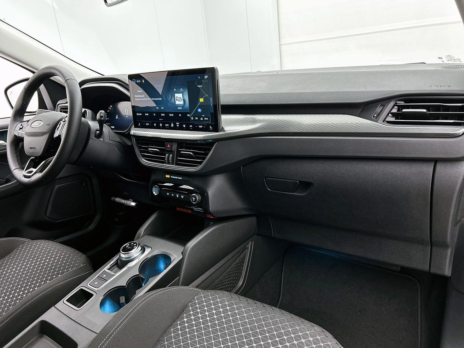 Ford-Kuga-image-17