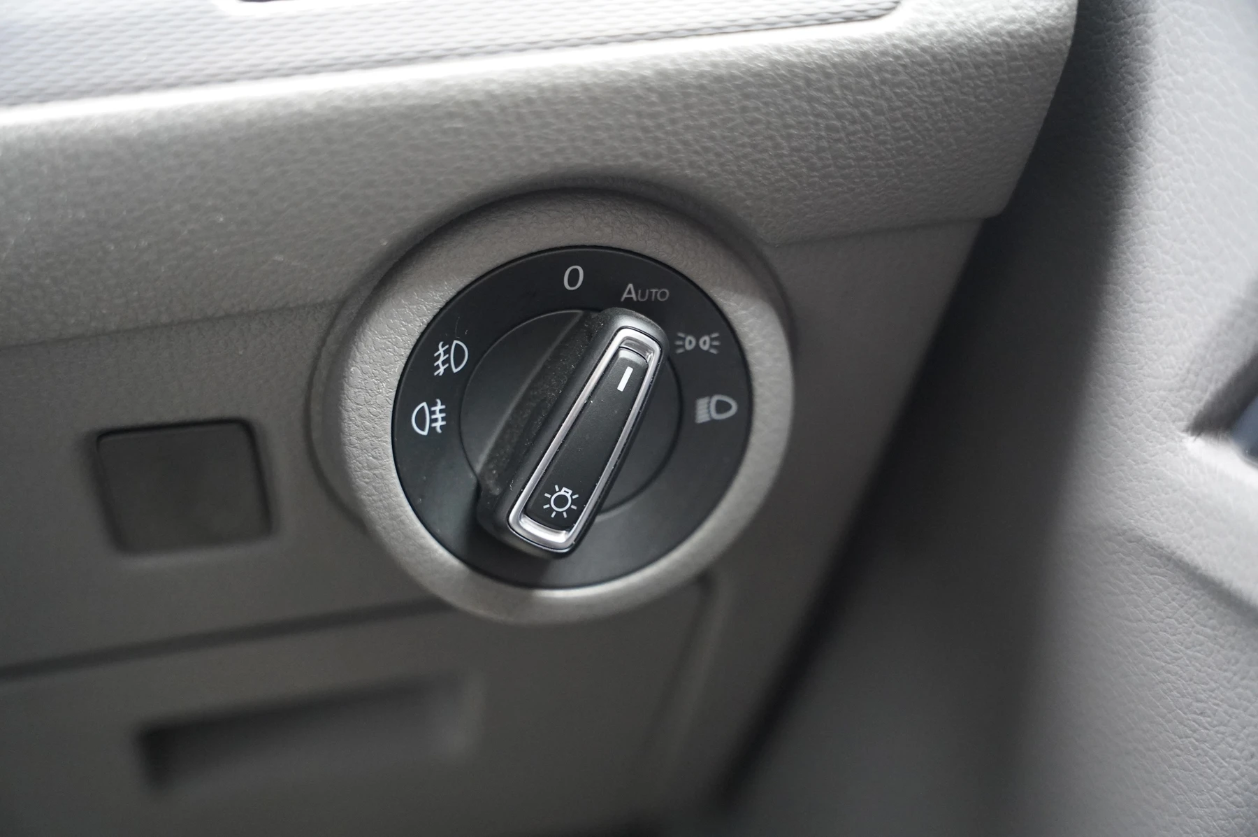 Volkswagen-California-image-18