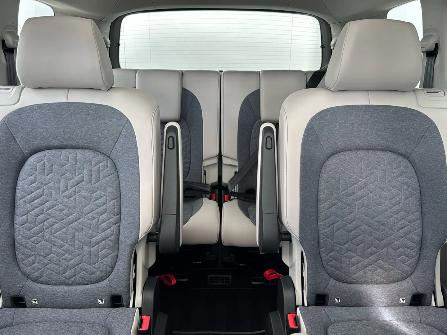 Volkswagen-ID. Buzz-image-8