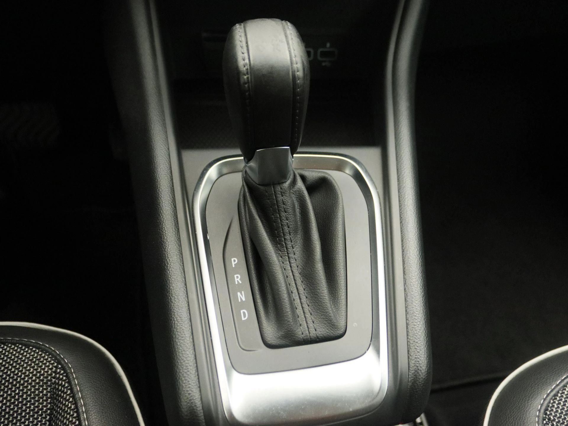 Renault-Captur-image-10