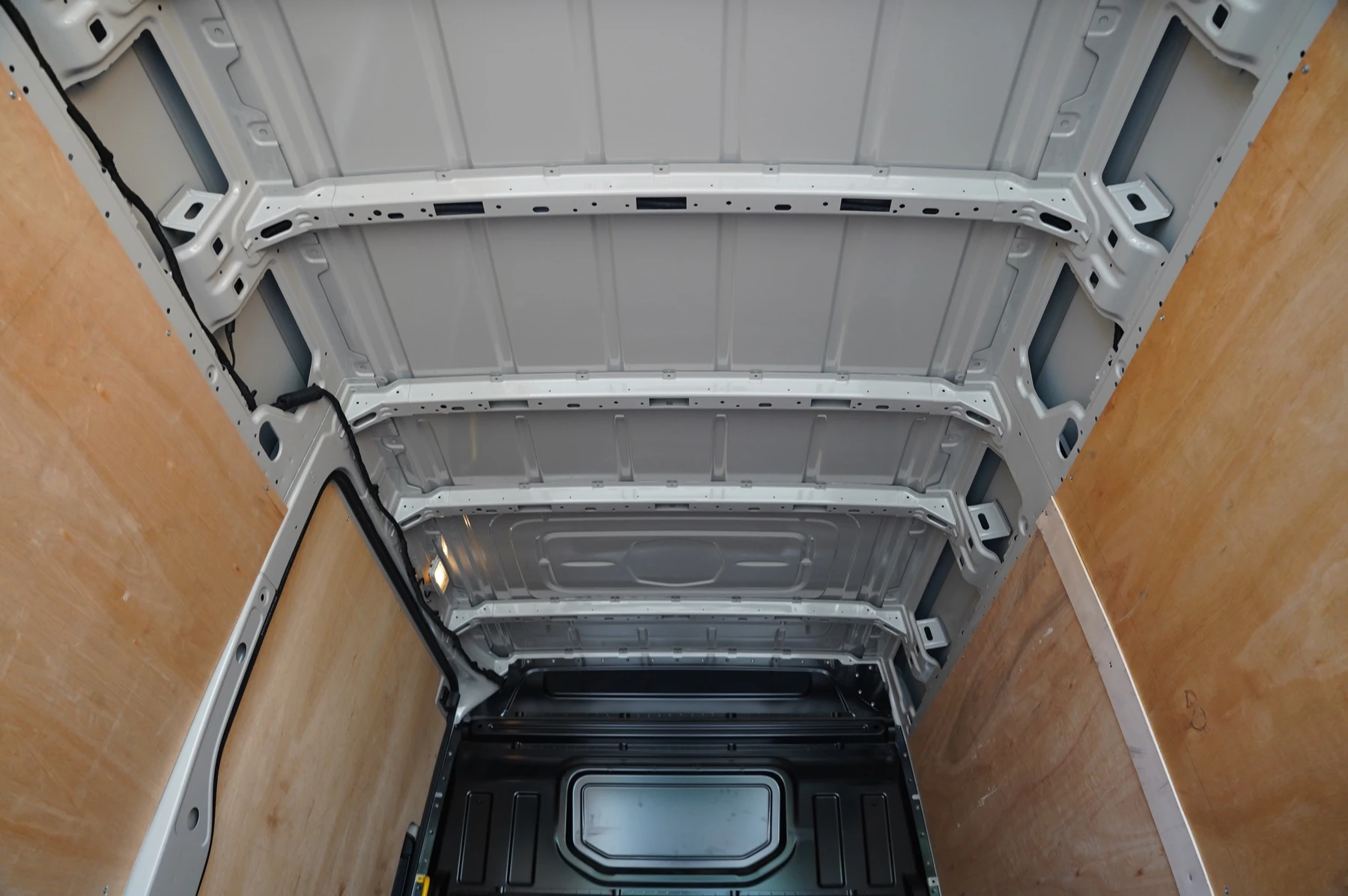 Volkswagen-Crafter-image-24