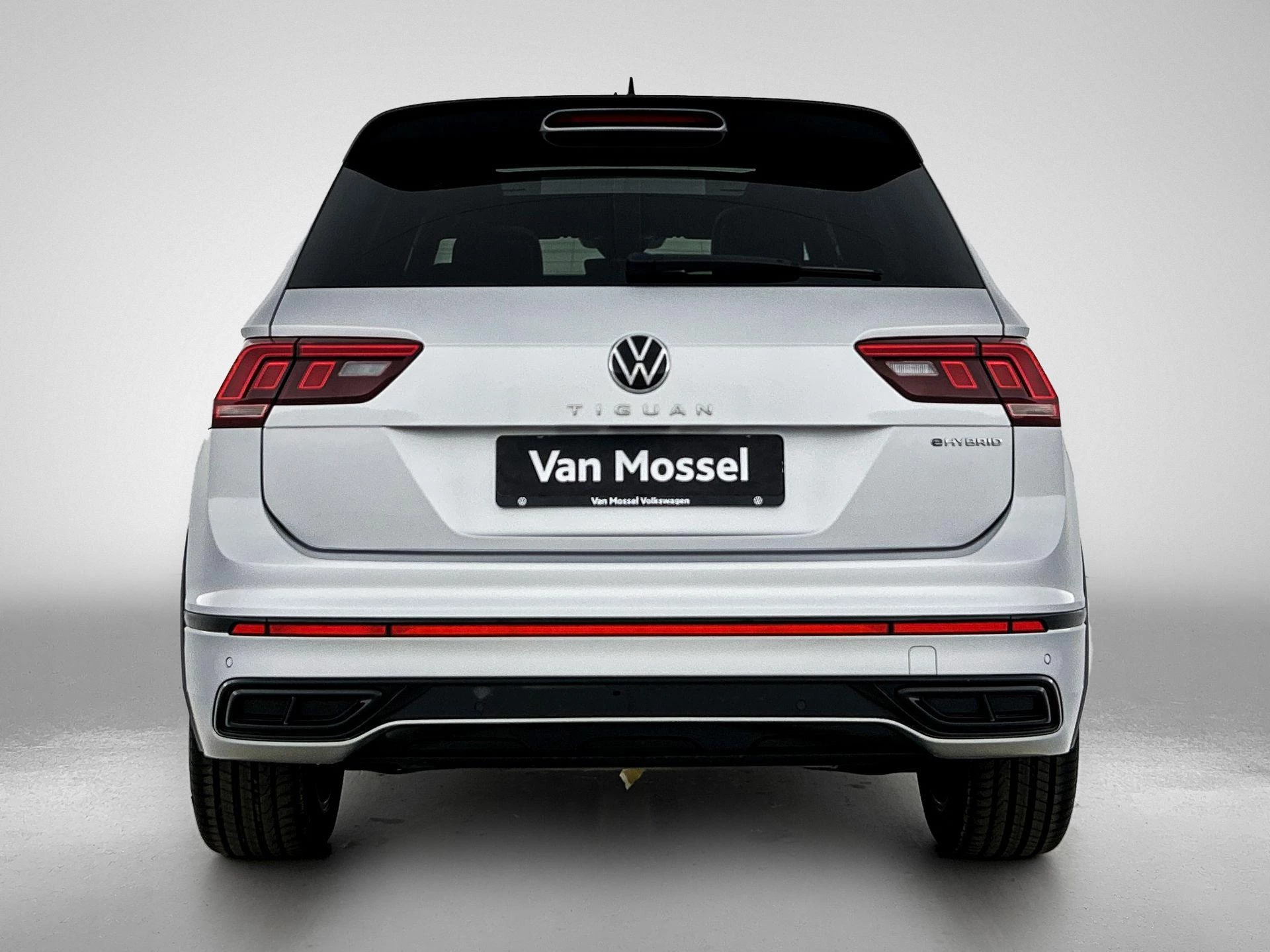 Volkswagen-Tiguan-image-2