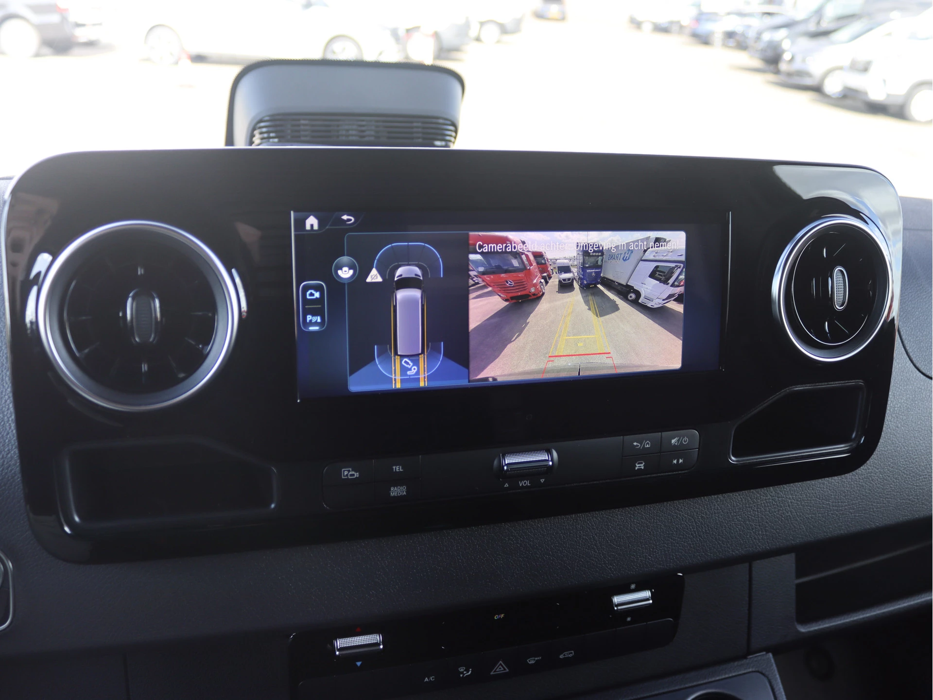 Mercedes-Benz-Sprinter-image-6